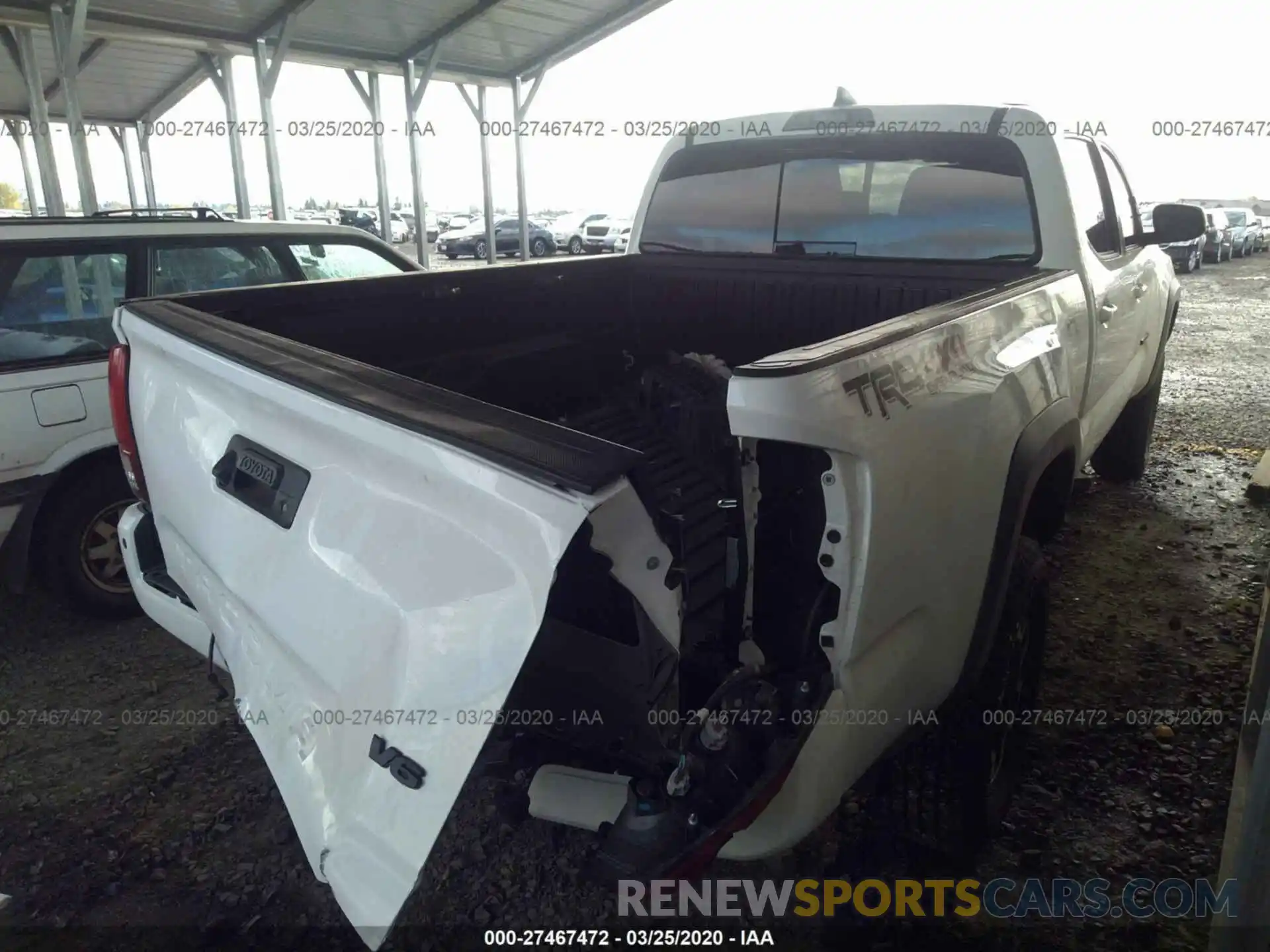 4 Photograph of a damaged car 3TMDZ5BN0KM072037 TOYOTA TACOMA 2019