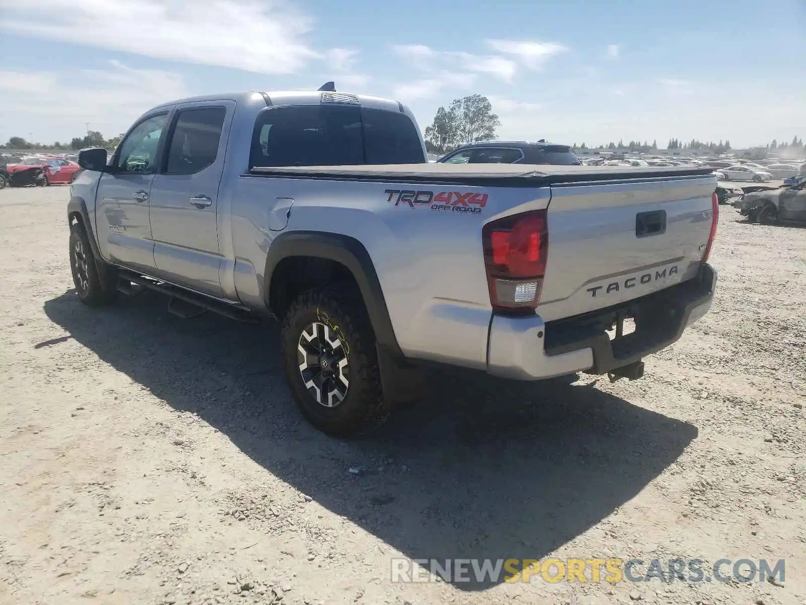 3 Photograph of a damaged car 3TMDZ5BN1KM055893 TOYOTA TACOMA 2019