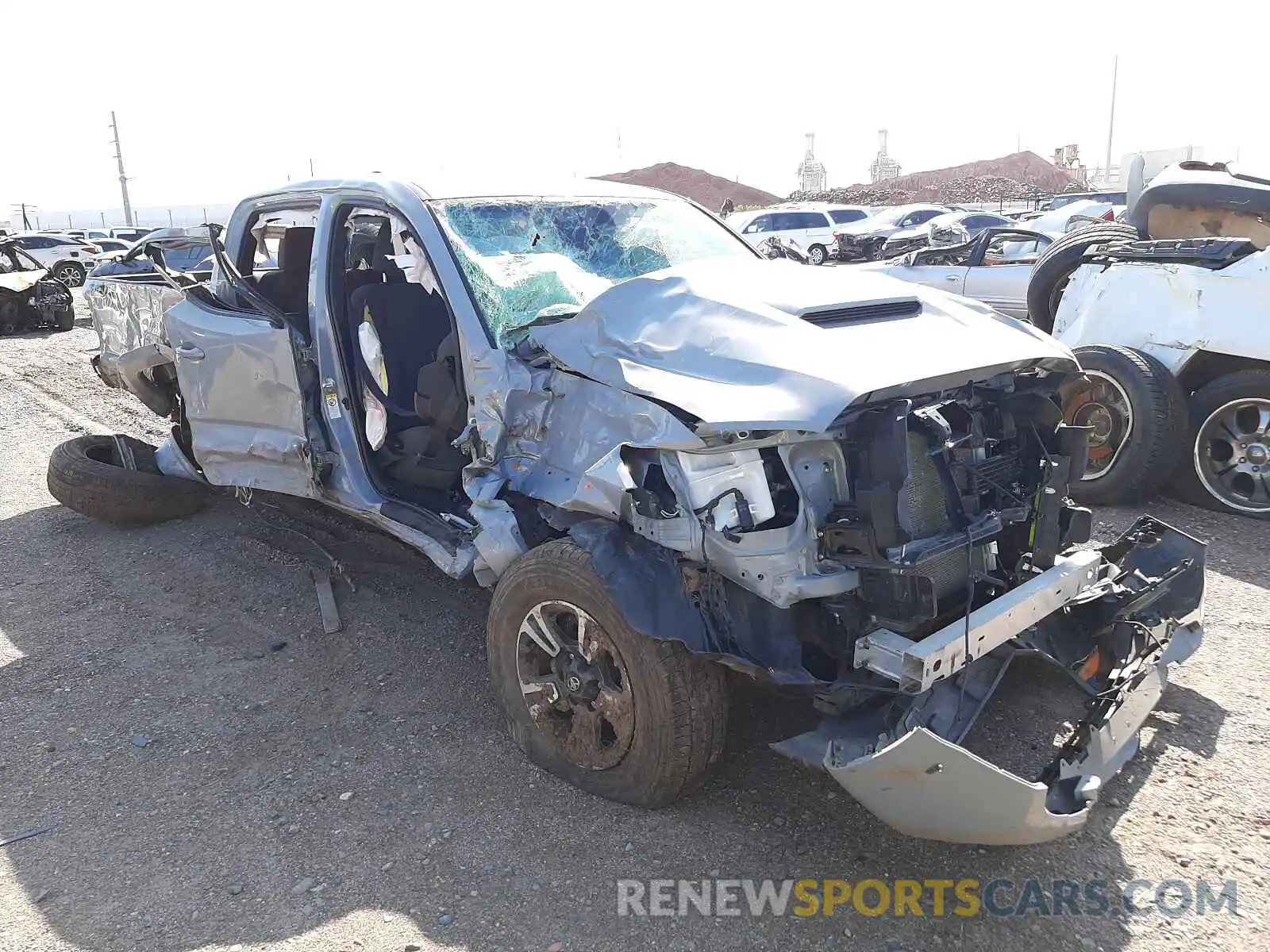 1 Photograph of a damaged car 3TMDZ5BN1KM058034 TOYOTA TACOMA 2019