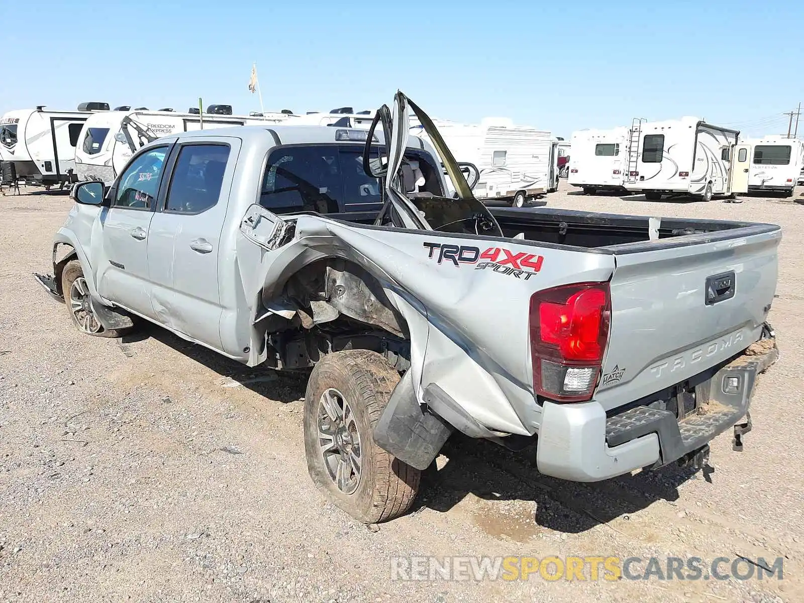 3 Photograph of a damaged car 3TMDZ5BN1KM058034 TOYOTA TACOMA 2019