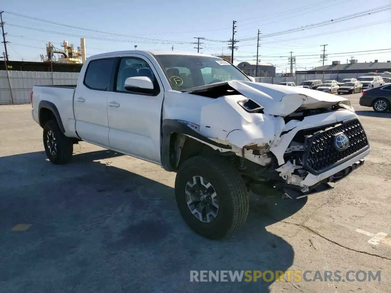 1 Фотография поврежденного автомобиля 3TMDZ5BN1KM060608 TOYOTA TACOMA 2019