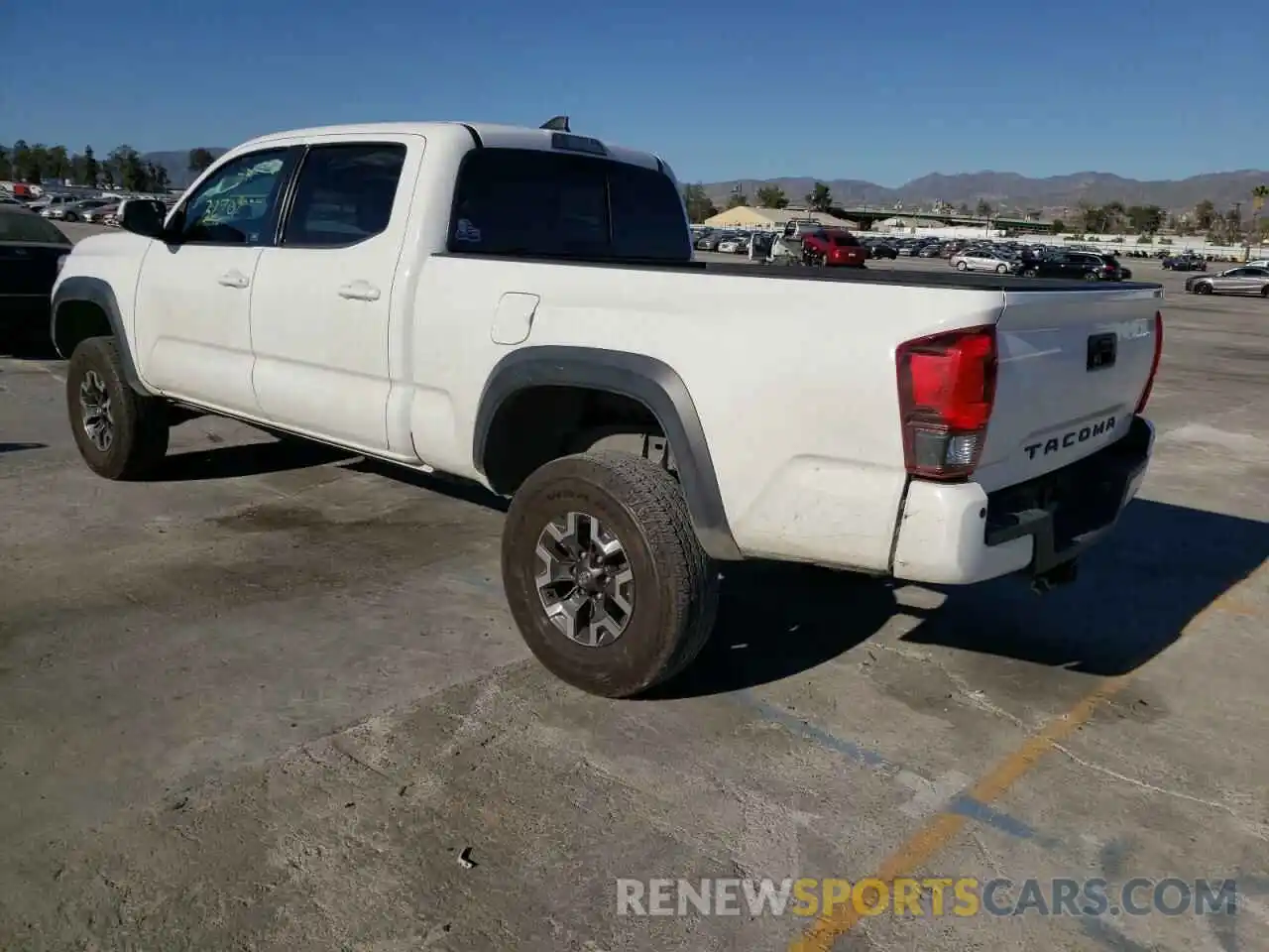 3 Photograph of a damaged car 3TMDZ5BN1KM060608 TOYOTA TACOMA 2019