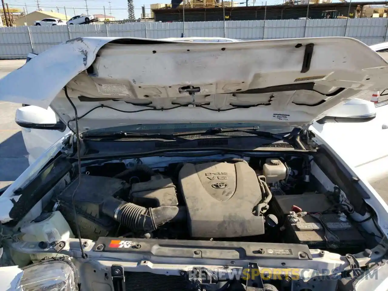 7 Photograph of a damaged car 3TMDZ5BN1KM060608 TOYOTA TACOMA 2019