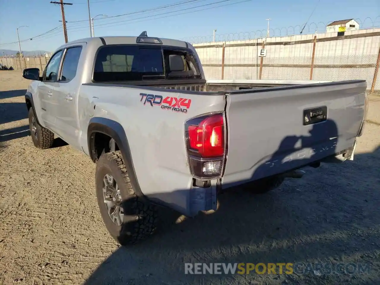 3 Photograph of a damaged car 3TMDZ5BN1KM060687 TOYOTA TACOMA 2019