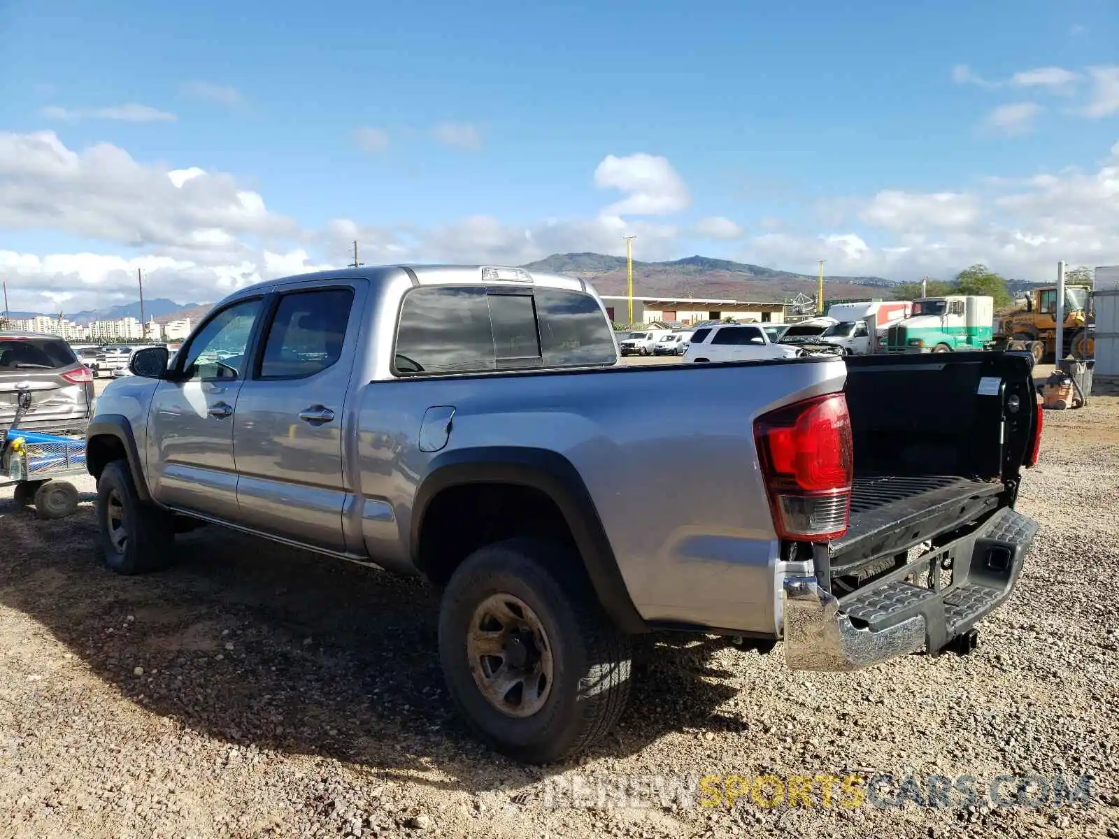 3 Photograph of a damaged car 3TMDZ5BN1KM060737 TOYOTA TACOMA 2019