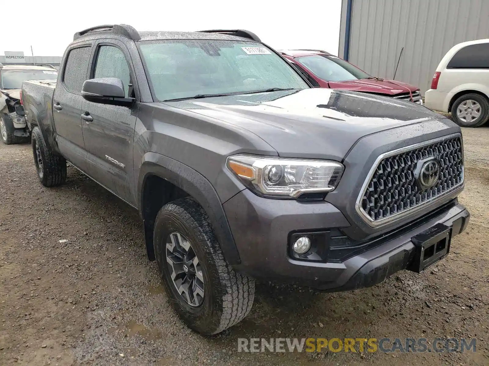 1 Photograph of a damaged car 3TMDZ5BN1KM063766 TOYOTA TACOMA 2019