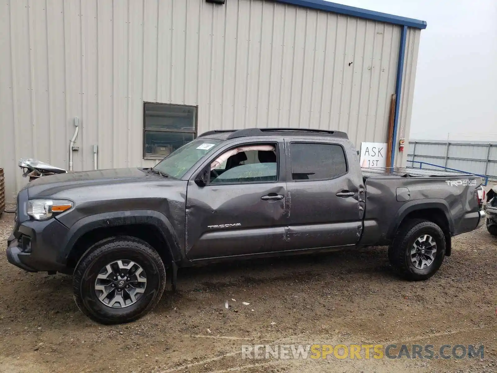 9 Photograph of a damaged car 3TMDZ5BN1KM063766 TOYOTA TACOMA 2019