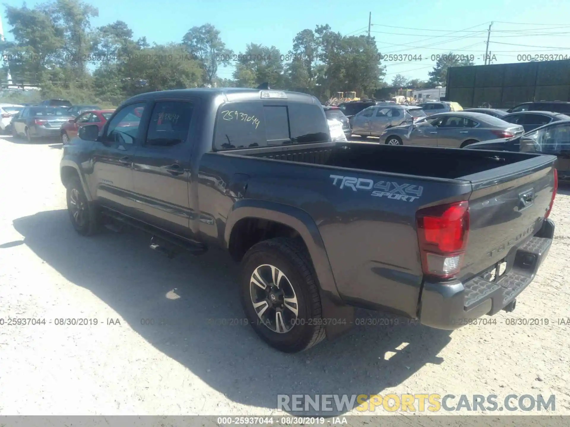 3 Photograph of a damaged car 3TMDZ5BN1KM074718 TOYOTA TACOMA 2019