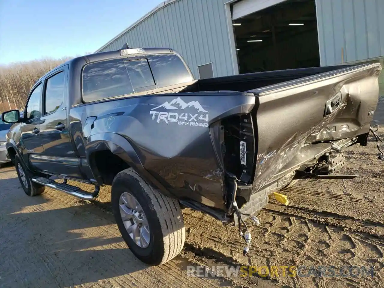 3 Photograph of a damaged car 3TMDZ5BN1KM075674 TOYOTA TACOMA 2019