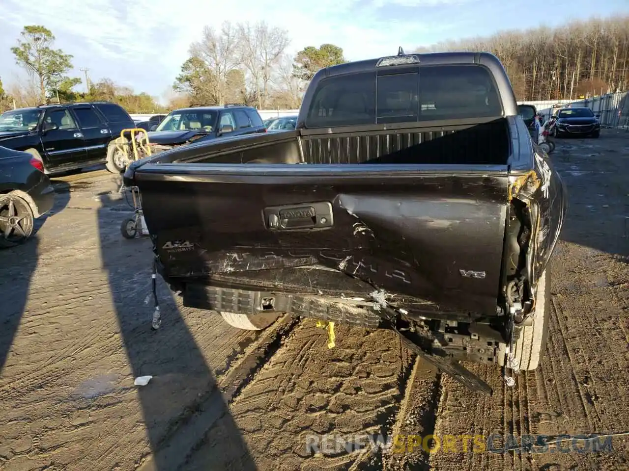 9 Photograph of a damaged car 3TMDZ5BN1KM075674 TOYOTA TACOMA 2019