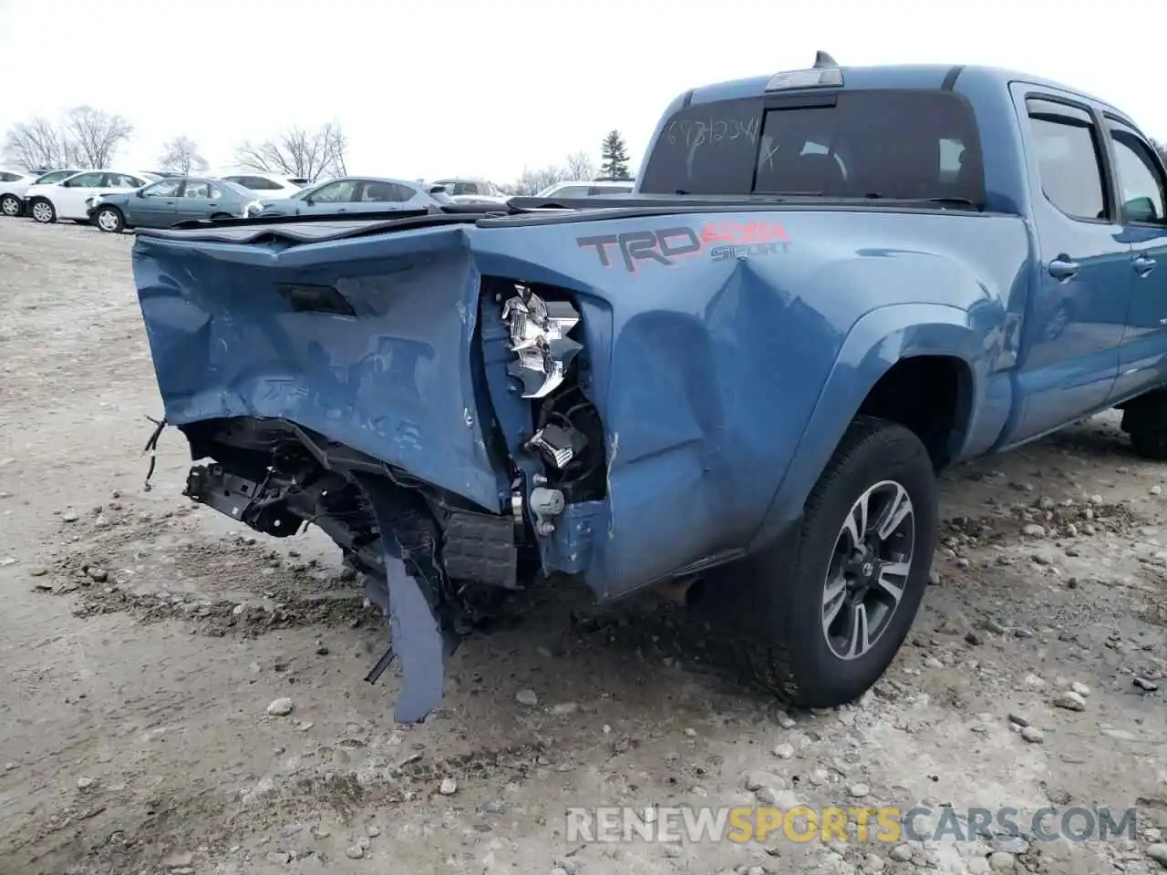 9 Photograph of a damaged car 3TMDZ5BN2KM057555 TOYOTA TACOMA 2019