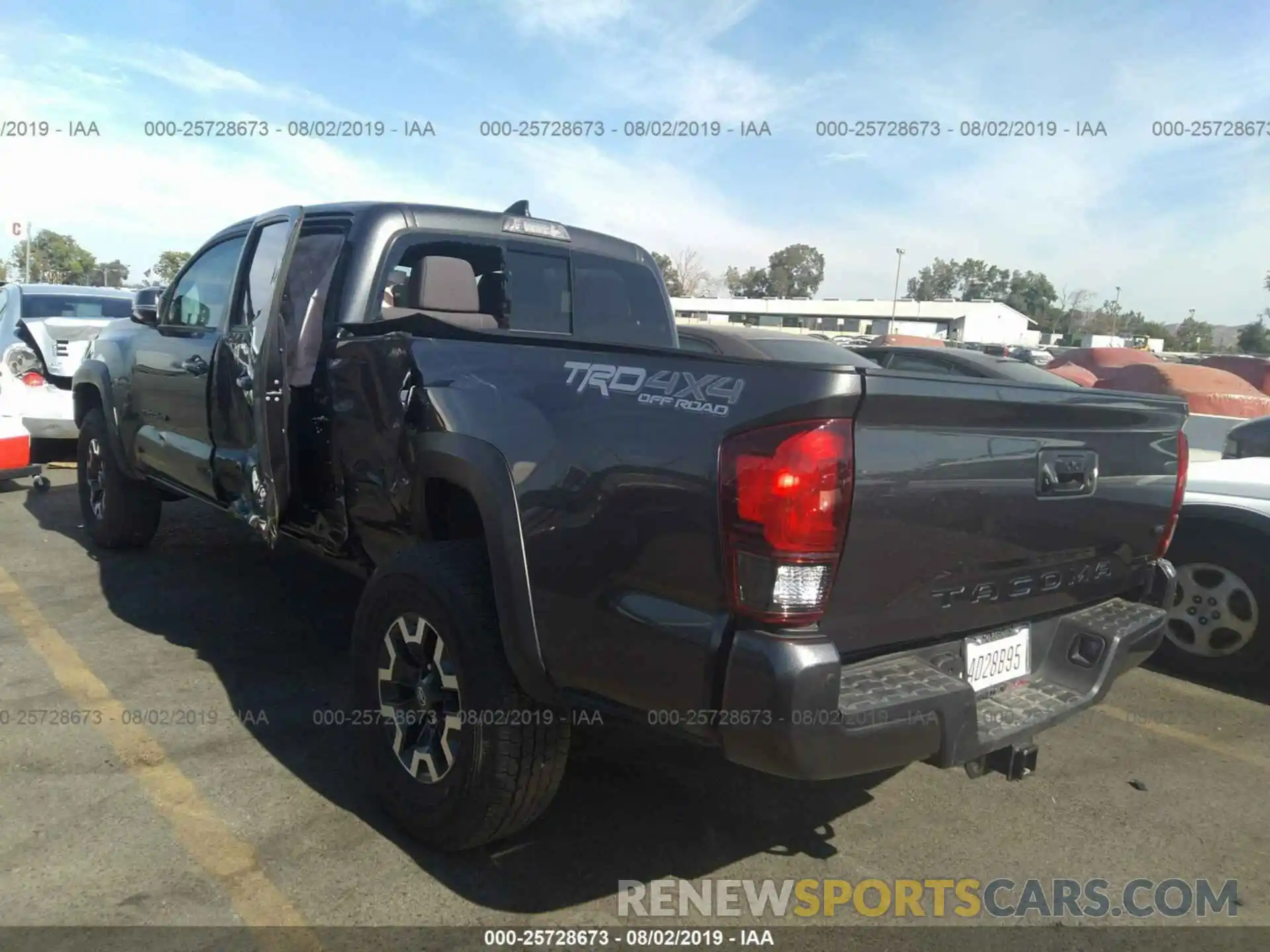 3 Фотография поврежденного автомобиля 3TMDZ5BN2KM057765 TOYOTA TACOMA 2019