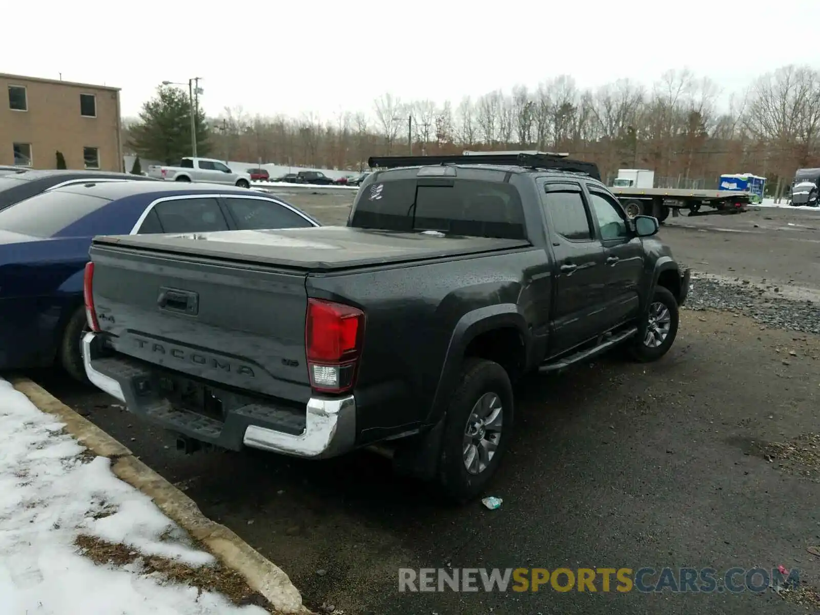 4 Фотография поврежденного автомобиля 3TMDZ5BN2KM058799 TOYOTA TACOMA 2019