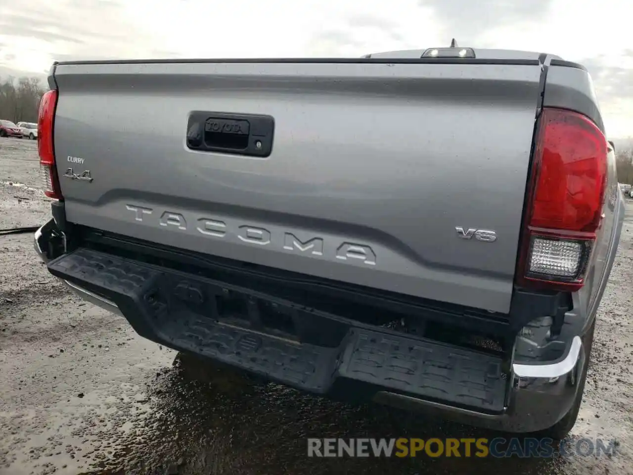 9 Photograph of a damaged car 3TMDZ5BN2KM063582 TOYOTA TACOMA 2019