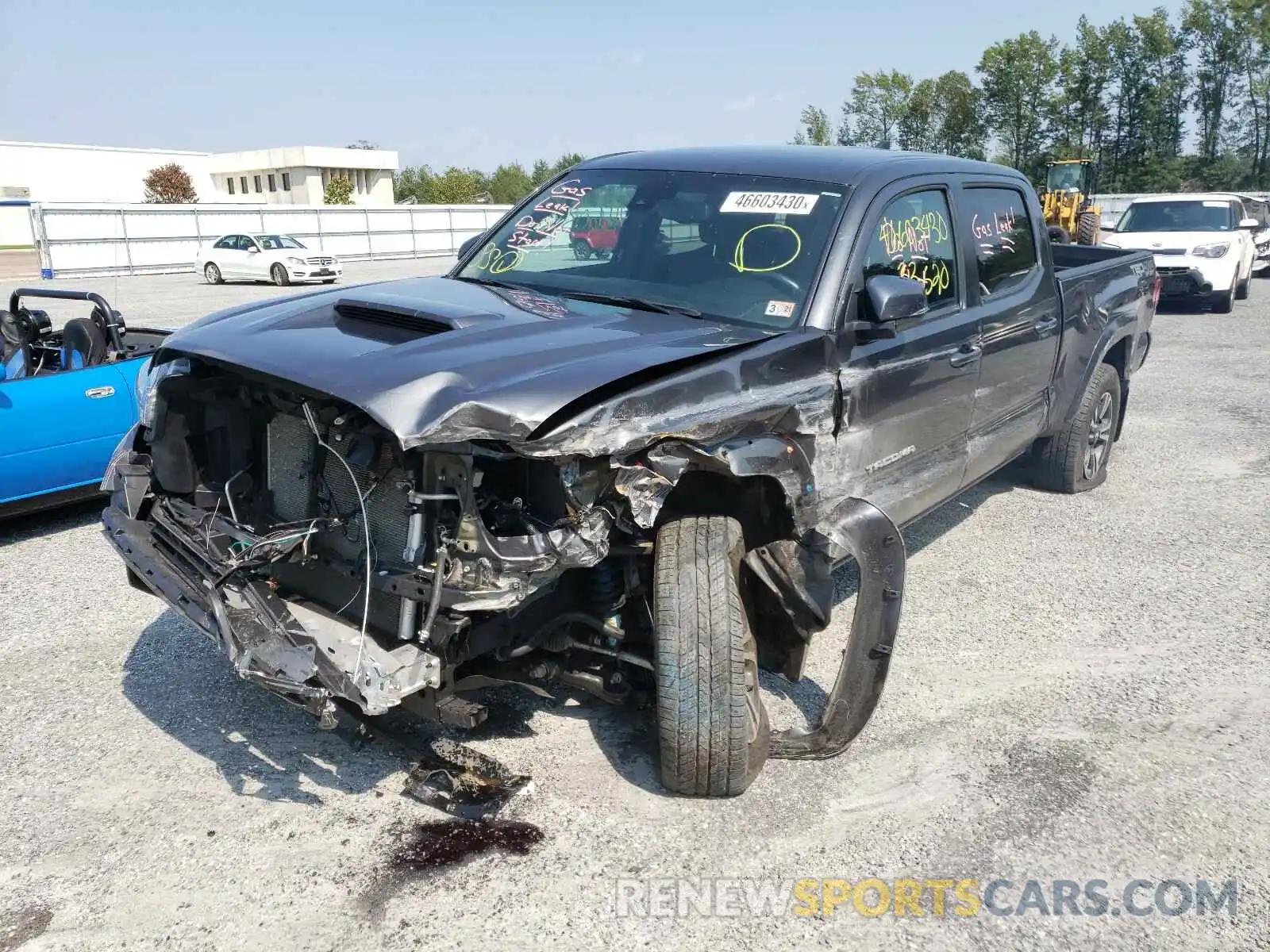 2 Photograph of a damaged car 3TMDZ5BN2KM066482 TOYOTA TACOMA 2019