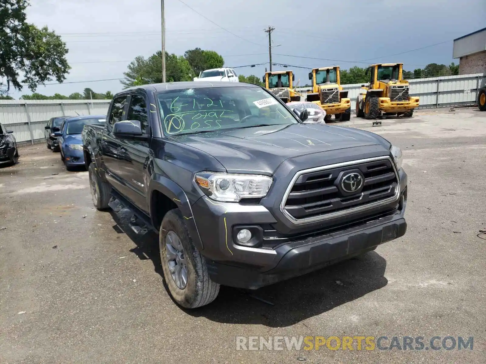 1 Photograph of a damaged car 3TMDZ5BN2KM070810 TOYOTA TACOMA 2019