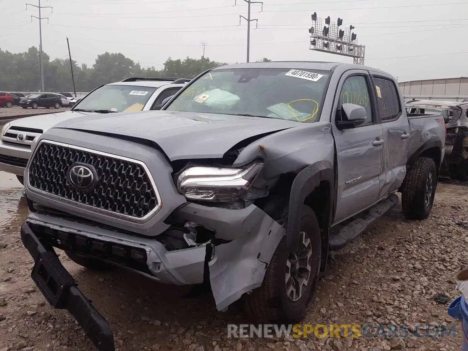 2 Photograph of a damaged car 3TMDZ5BN2KM079622 TOYOTA TACOMA 2019