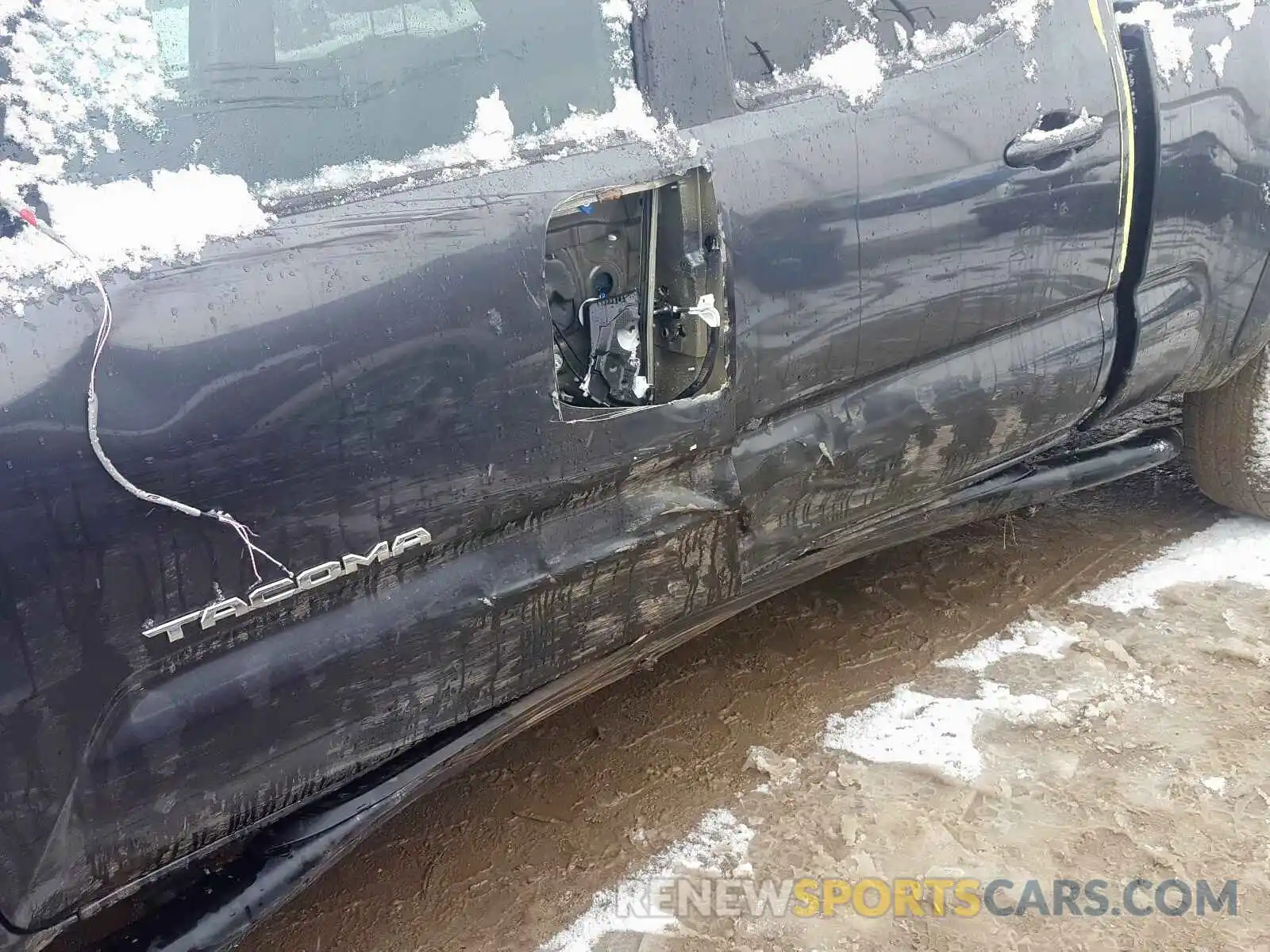 9 Photograph of a damaged car 3TMDZ5BN3KM055832 TOYOTA TACOMA 2019