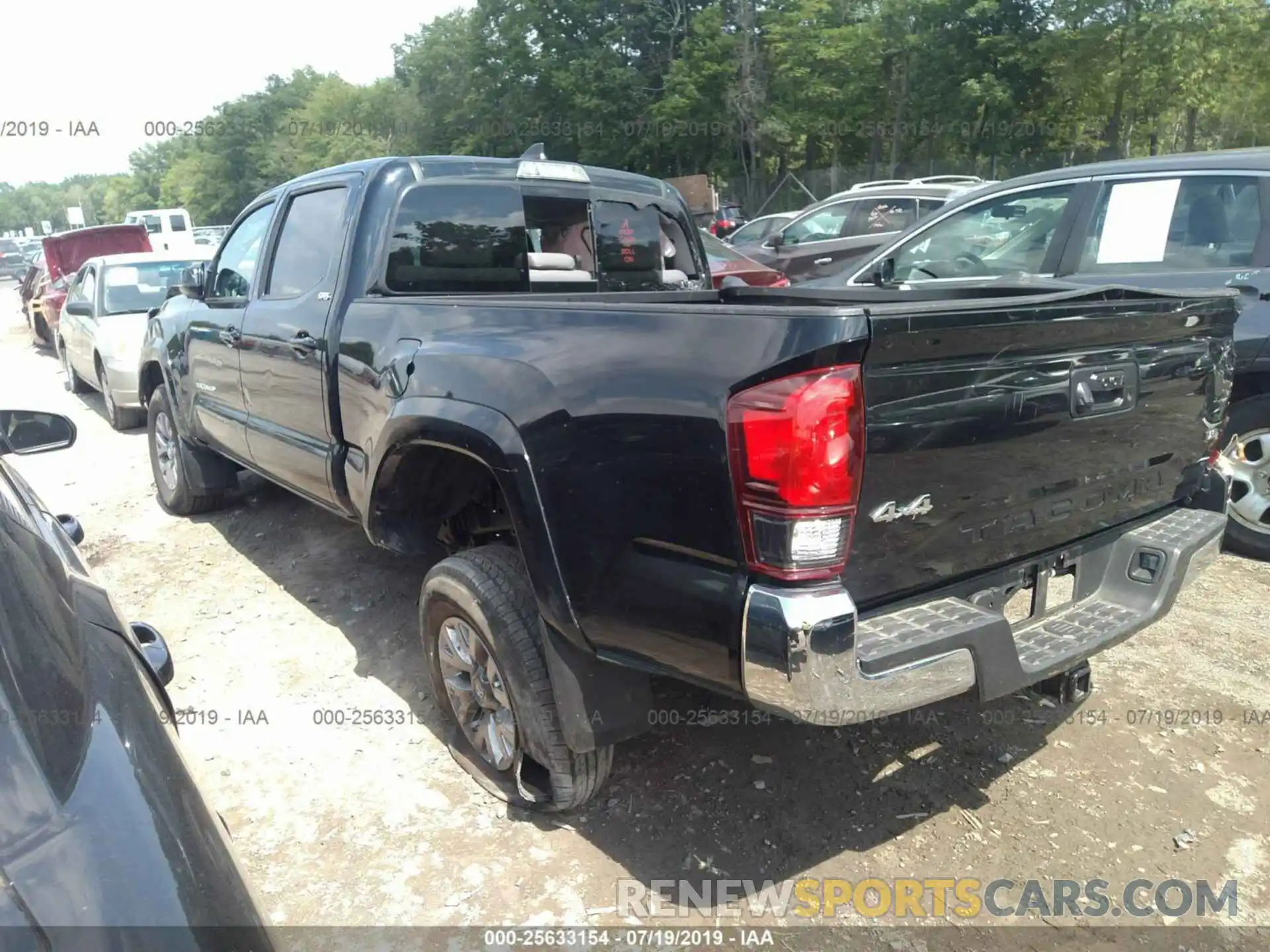 3 Photograph of a damaged car 3TMDZ5BN3KM056396 TOYOTA TACOMA 2019