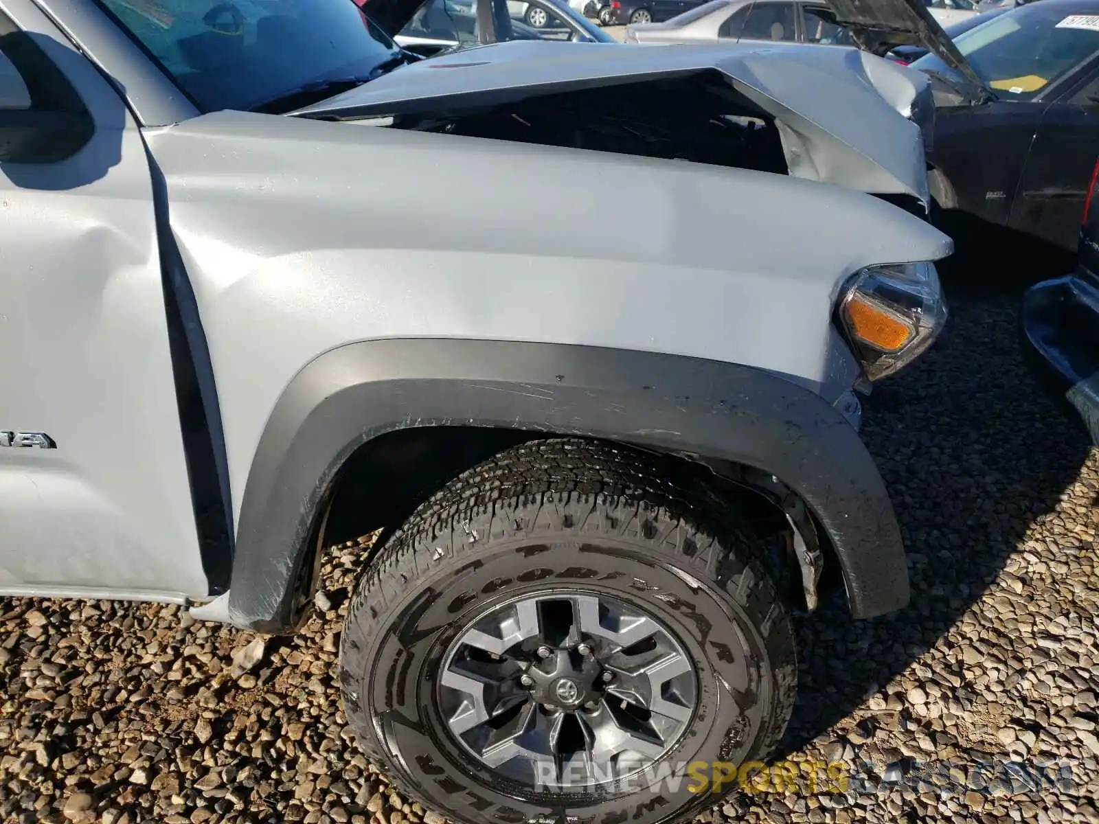 9 Фотография поврежденного автомобиля 3TMDZ5BN3KM059170 TOYOTA TACOMA 2019