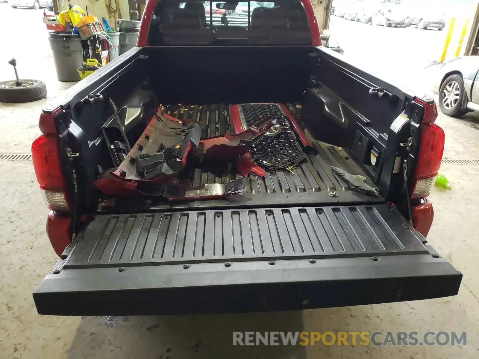 9 Photograph of a damaged car 3TMDZ5BN3KM062540 TOYOTA TACOMA 2019