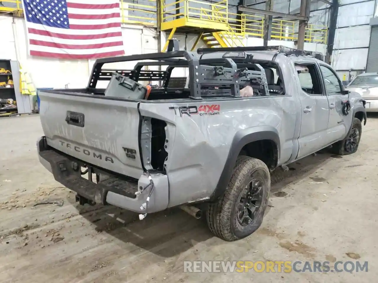 4 Photograph of a damaged car 3TMDZ5BN3KM064188 TOYOTA TACOMA 2019