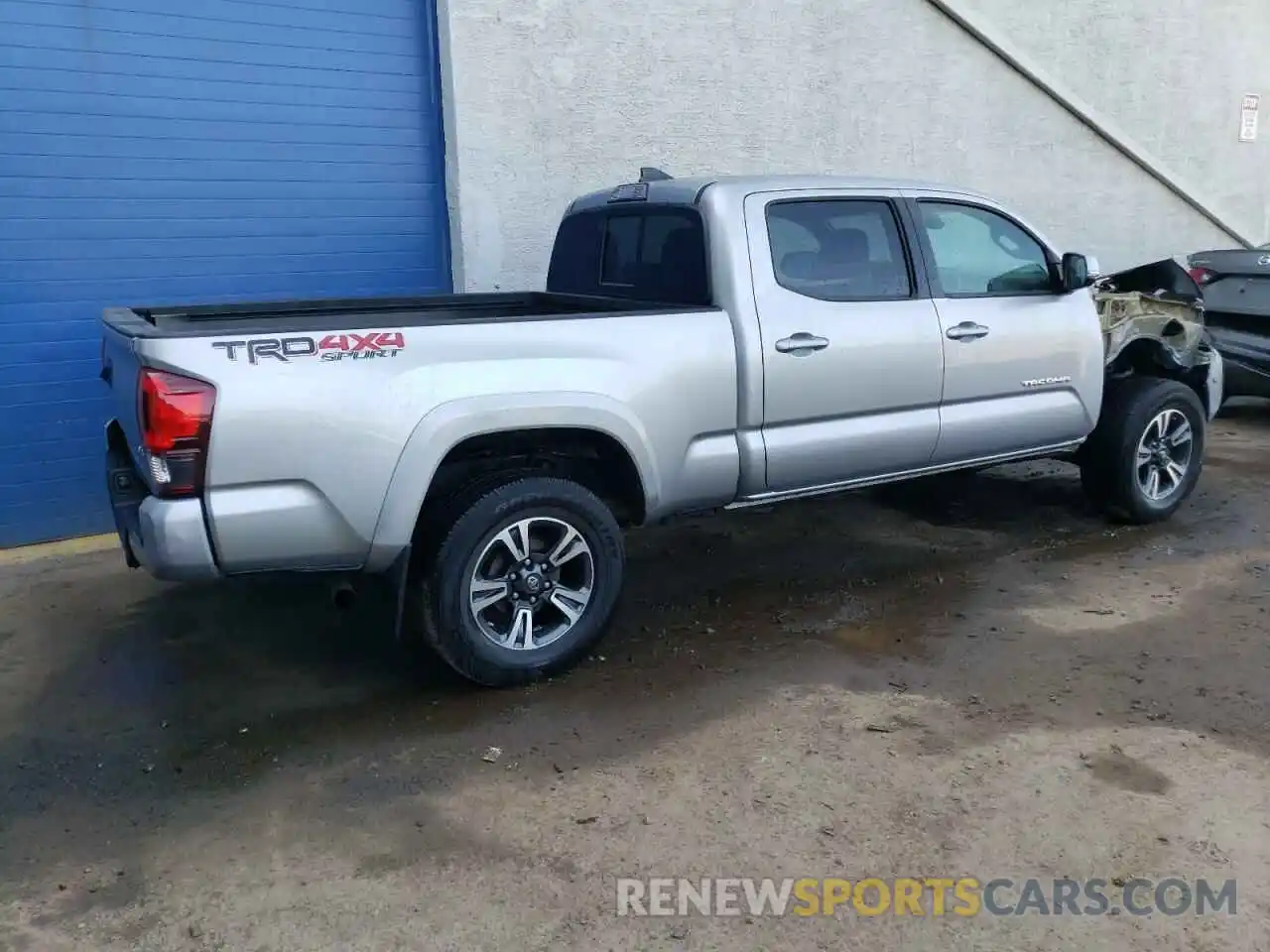 3 Photograph of a damaged car 3TMDZ5BN3KM066510 TOYOTA TACOMA 2019