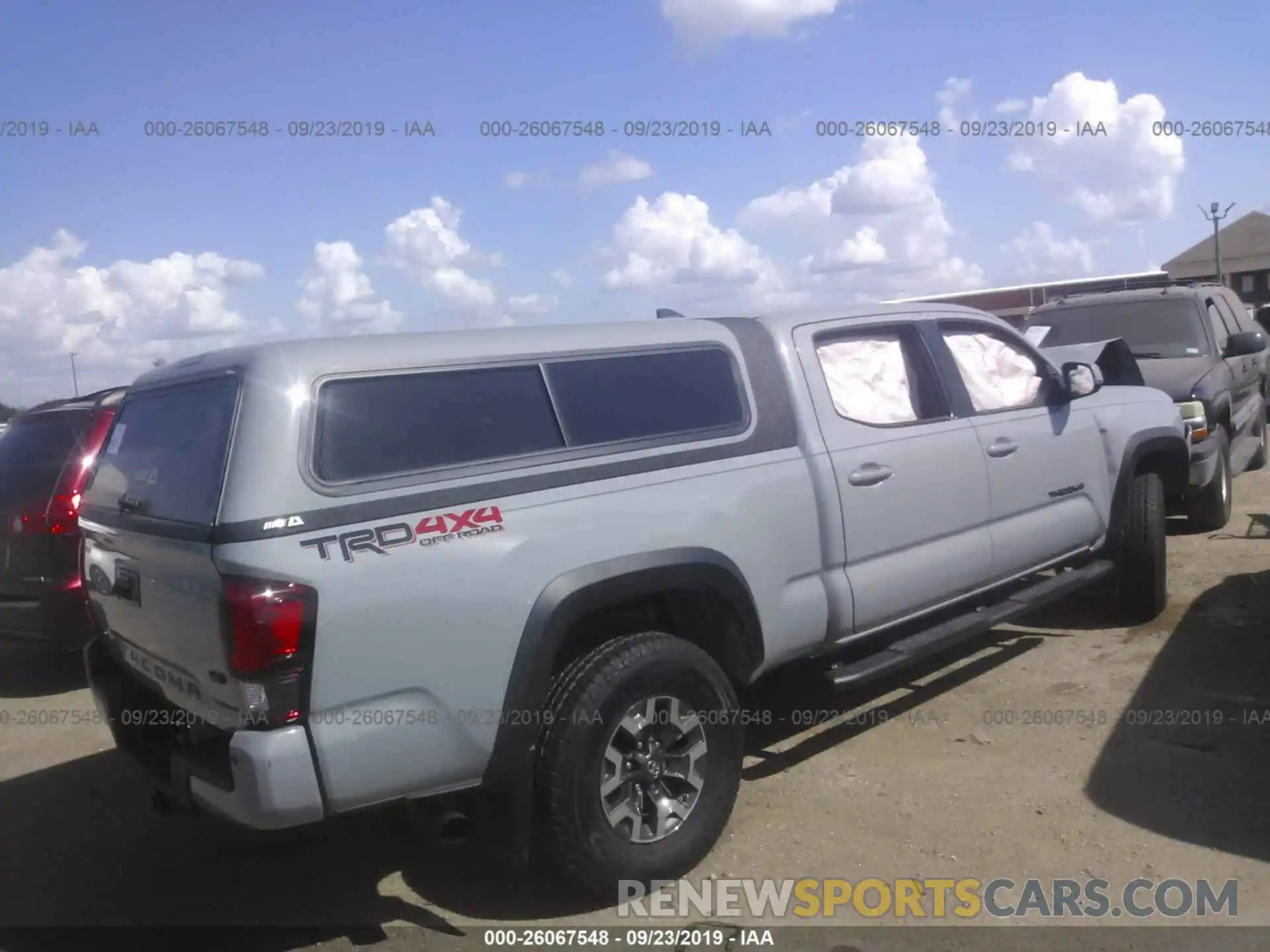 4 Фотография поврежденного автомобиля 3TMDZ5BN3KM068435 TOYOTA TACOMA 2019