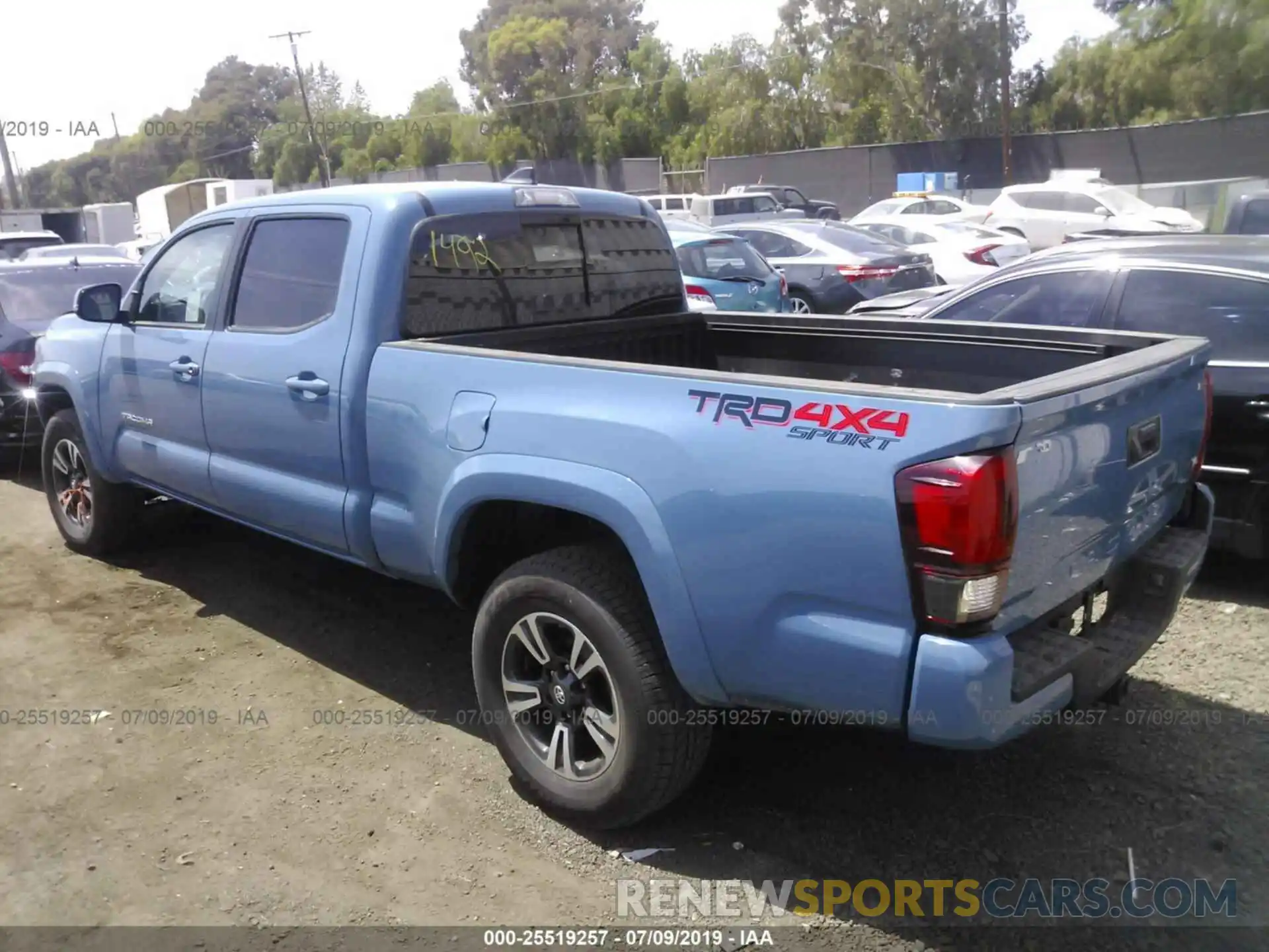 3 Photograph of a damaged car 3TMDZ5BN4KM055516 TOYOTA TACOMA 2019