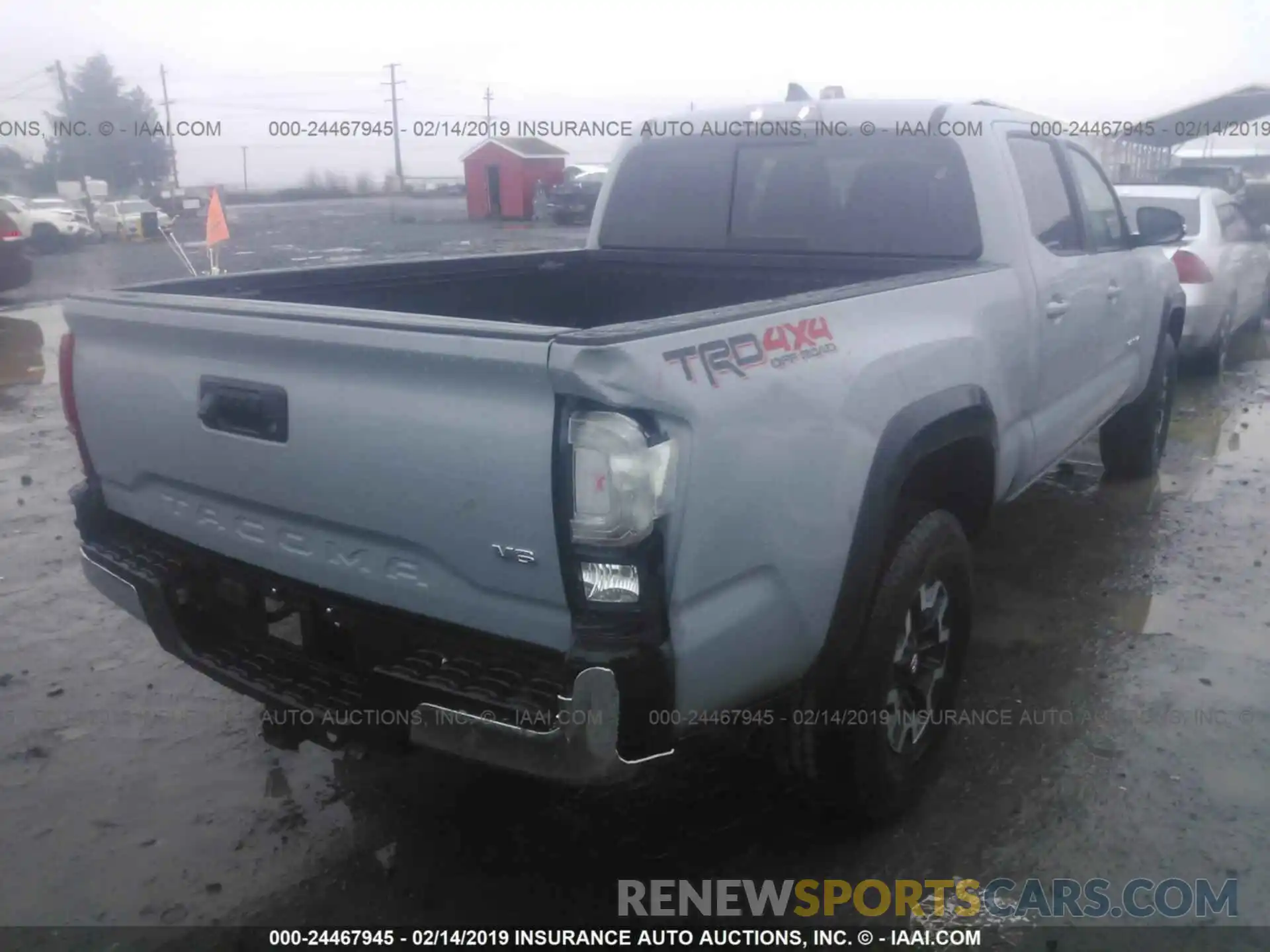 4 Photograph of a damaged car 3TMDZ5BN4KM059470 TOYOTA TACOMA 2019