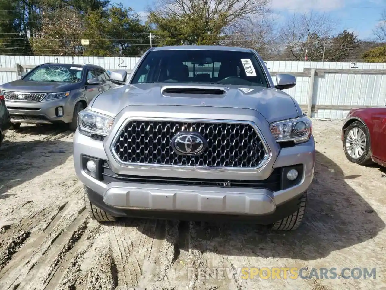 5 Photograph of a damaged car 3TMDZ5BN4KM060862 TOYOTA TACOMA 2019