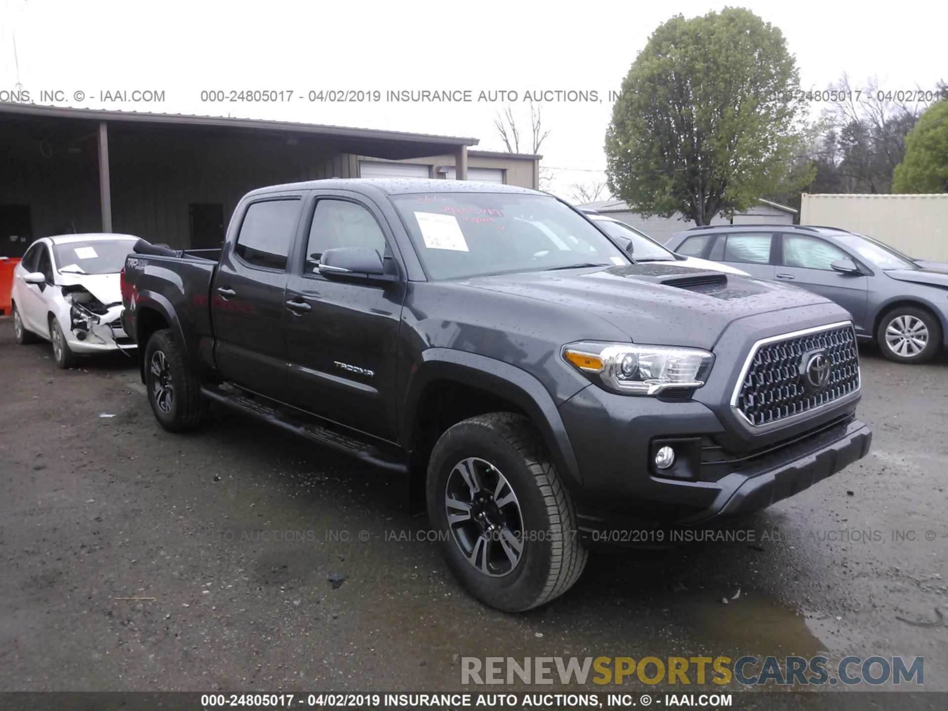 1 Photograph of a damaged car 3TMDZ5BN4KM061168 TOYOTA TACOMA 2019