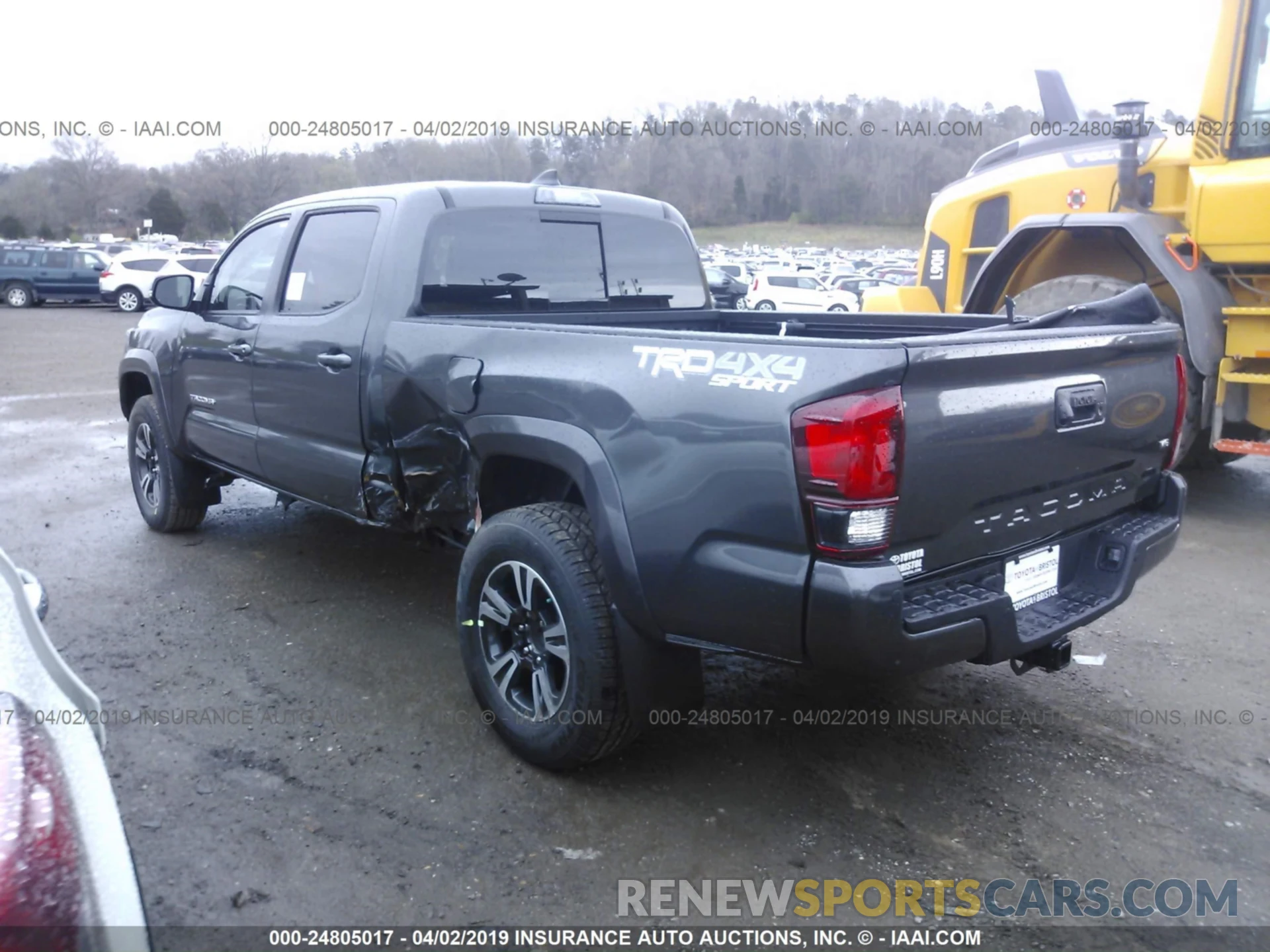 3 Photograph of a damaged car 3TMDZ5BN4KM061168 TOYOTA TACOMA 2019