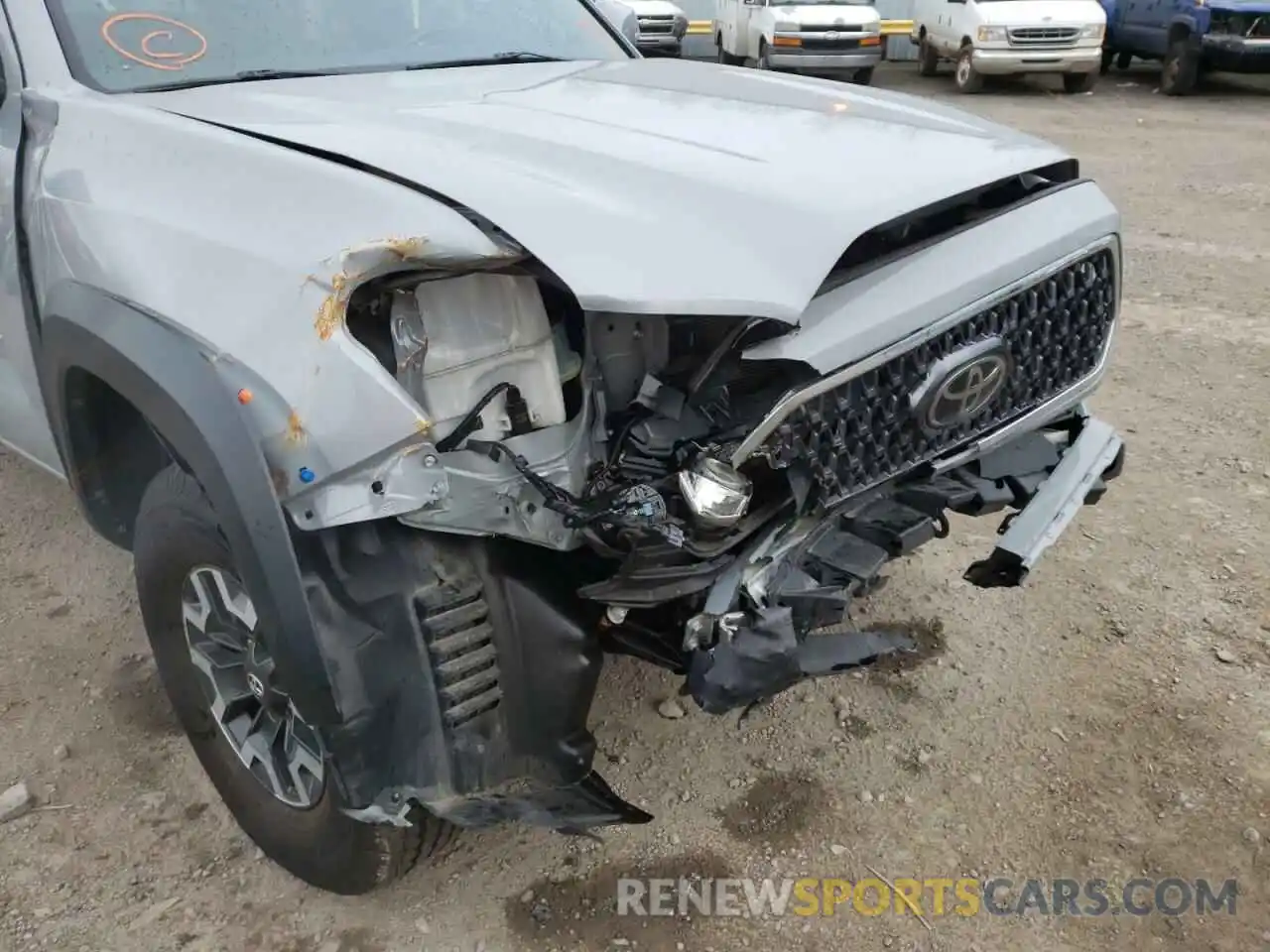 9 Photograph of a damaged car 3TMDZ5BN4KM074325 TOYOTA TACOMA 2019