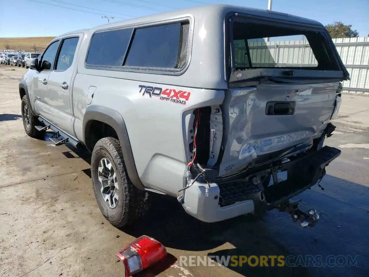 3 Photograph of a damaged car 3TMDZ5BN4KM076978 TOYOTA TACOMA 2019