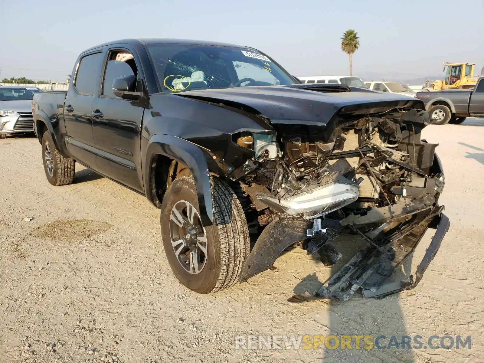 1 Photograph of a damaged car 3TMDZ5BN4KM077385 TOYOTA TACOMA 2019