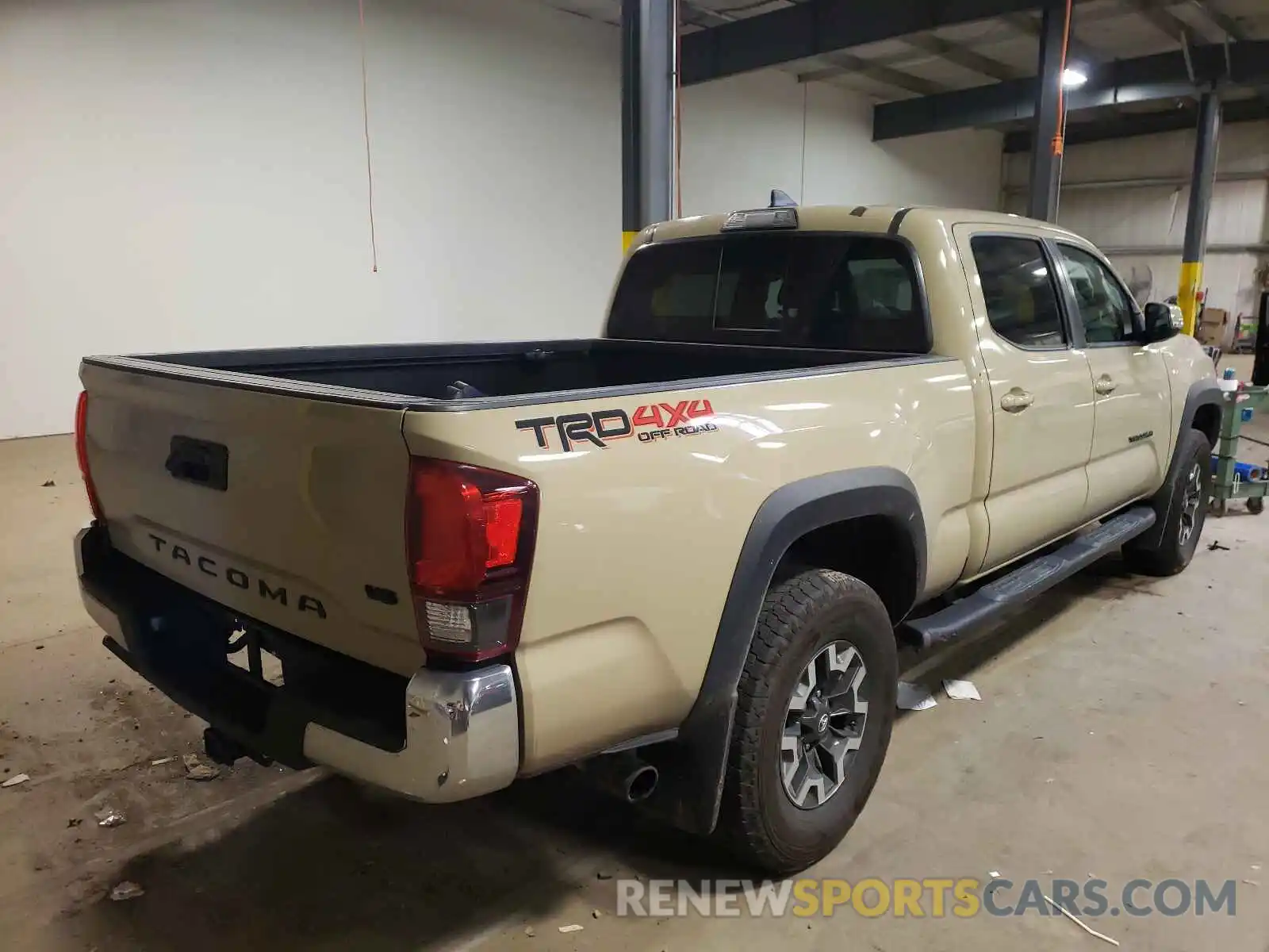 4 Фотография поврежденного автомобиля 3TMDZ5BN4KM077922 TOYOTA TACOMA 2019