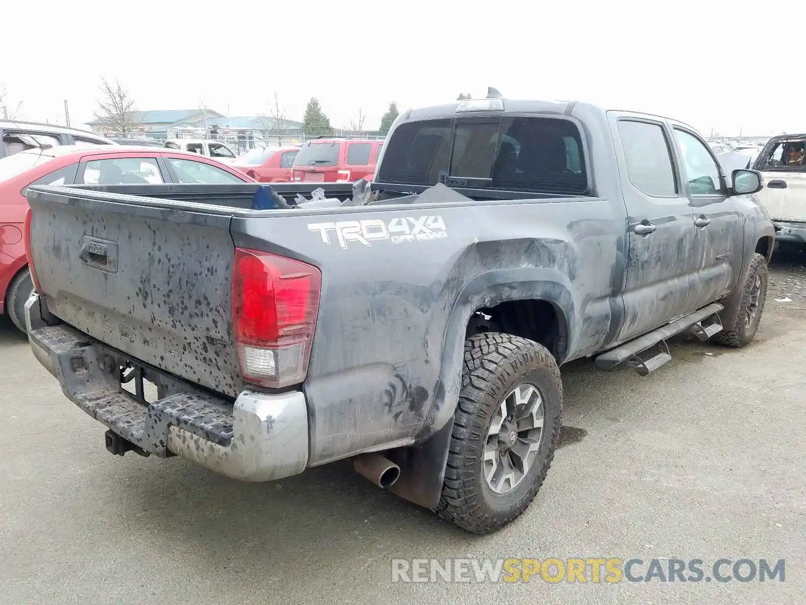 4 Photograph of a damaged car 3TMDZ5BN5KM058313 TOYOTA TACOMA 2019