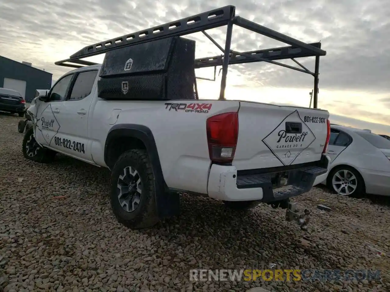 3 Photograph of a damaged car 3TMDZ5BN5KM059770 TOYOTA TACOMA 2019