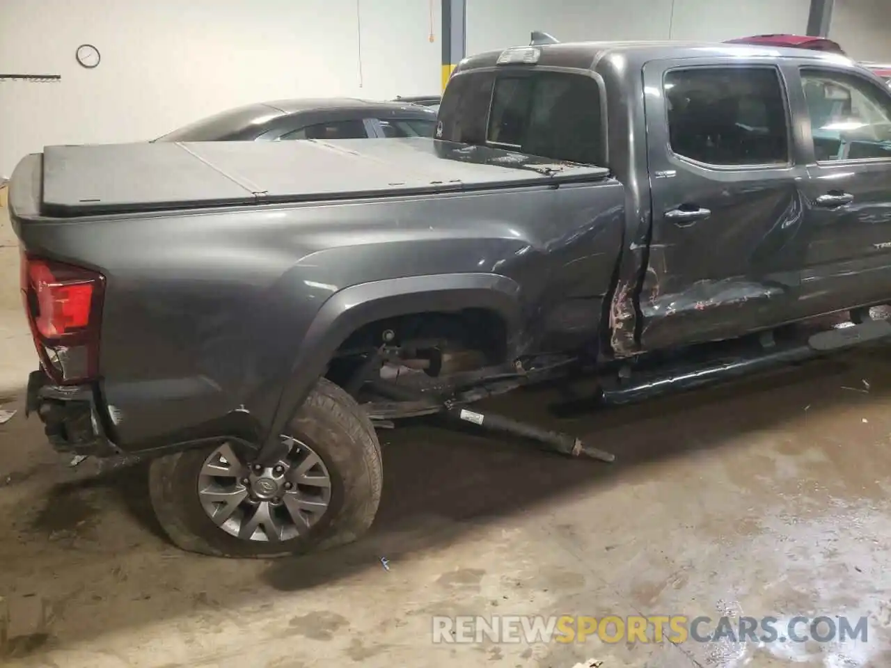 9 Photograph of a damaged car 3TMDZ5BN5KM059932 TOYOTA TACOMA 2019