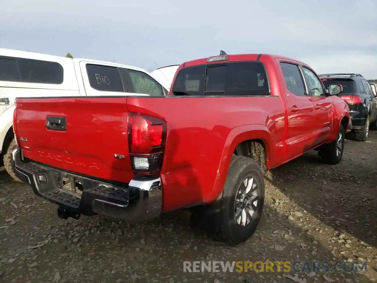 4 Photograph of a damaged car 3TMDZ5BN5KM060420 TOYOTA TACOMA 2019