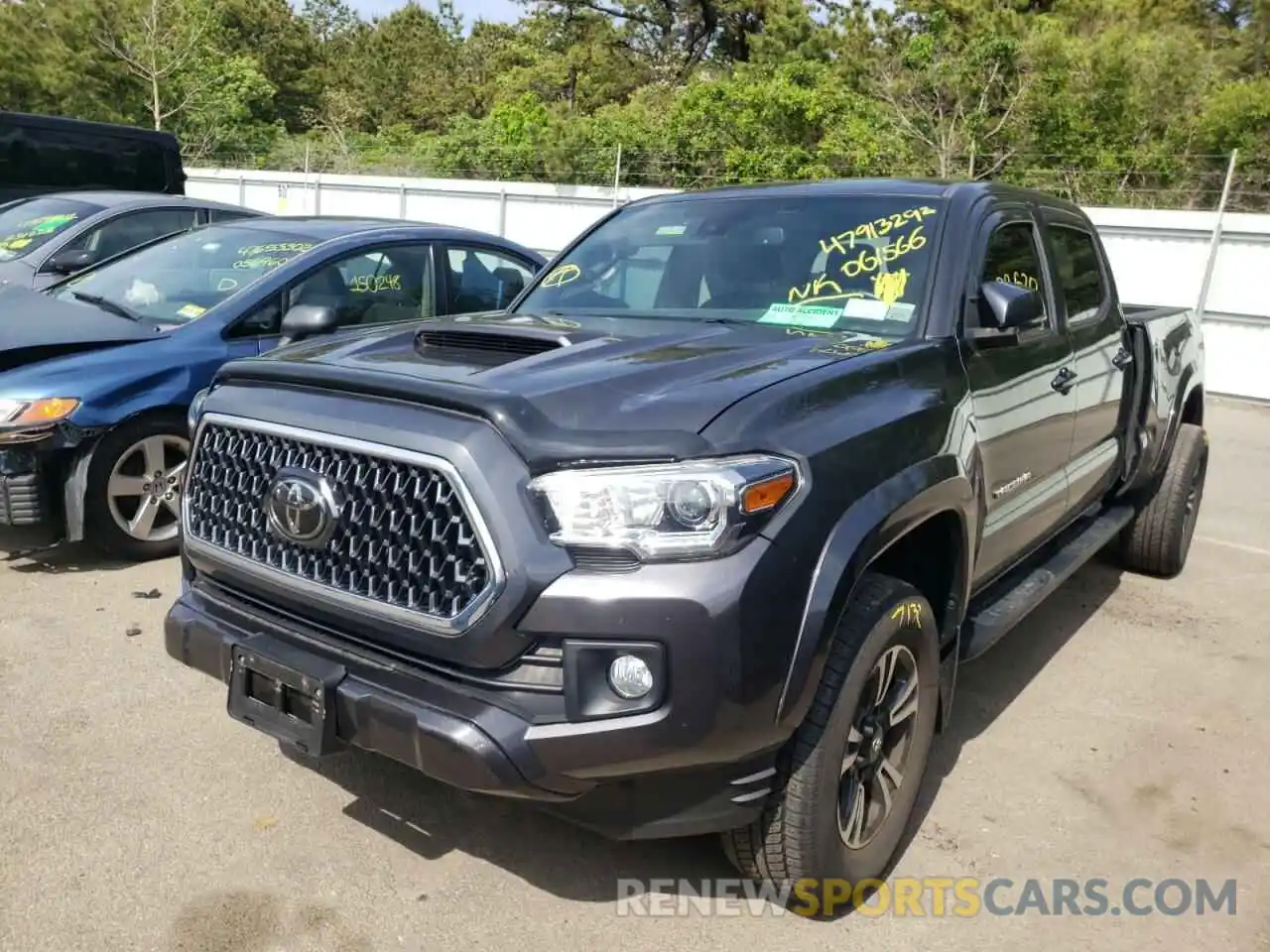 2 Photograph of a damaged car 3TMDZ5BN5KM061566 TOYOTA TACOMA 2019