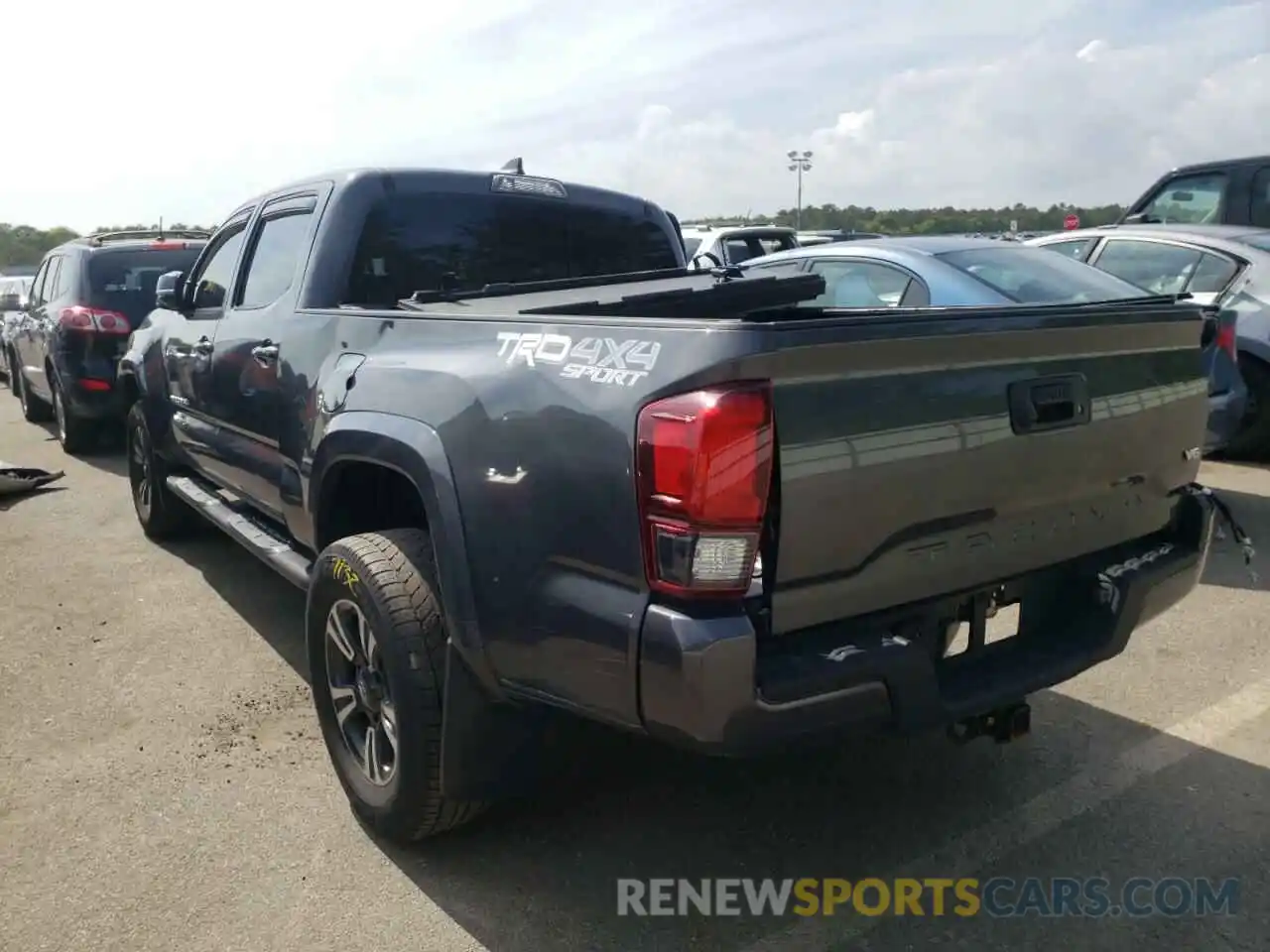 3 Photograph of a damaged car 3TMDZ5BN5KM061566 TOYOTA TACOMA 2019