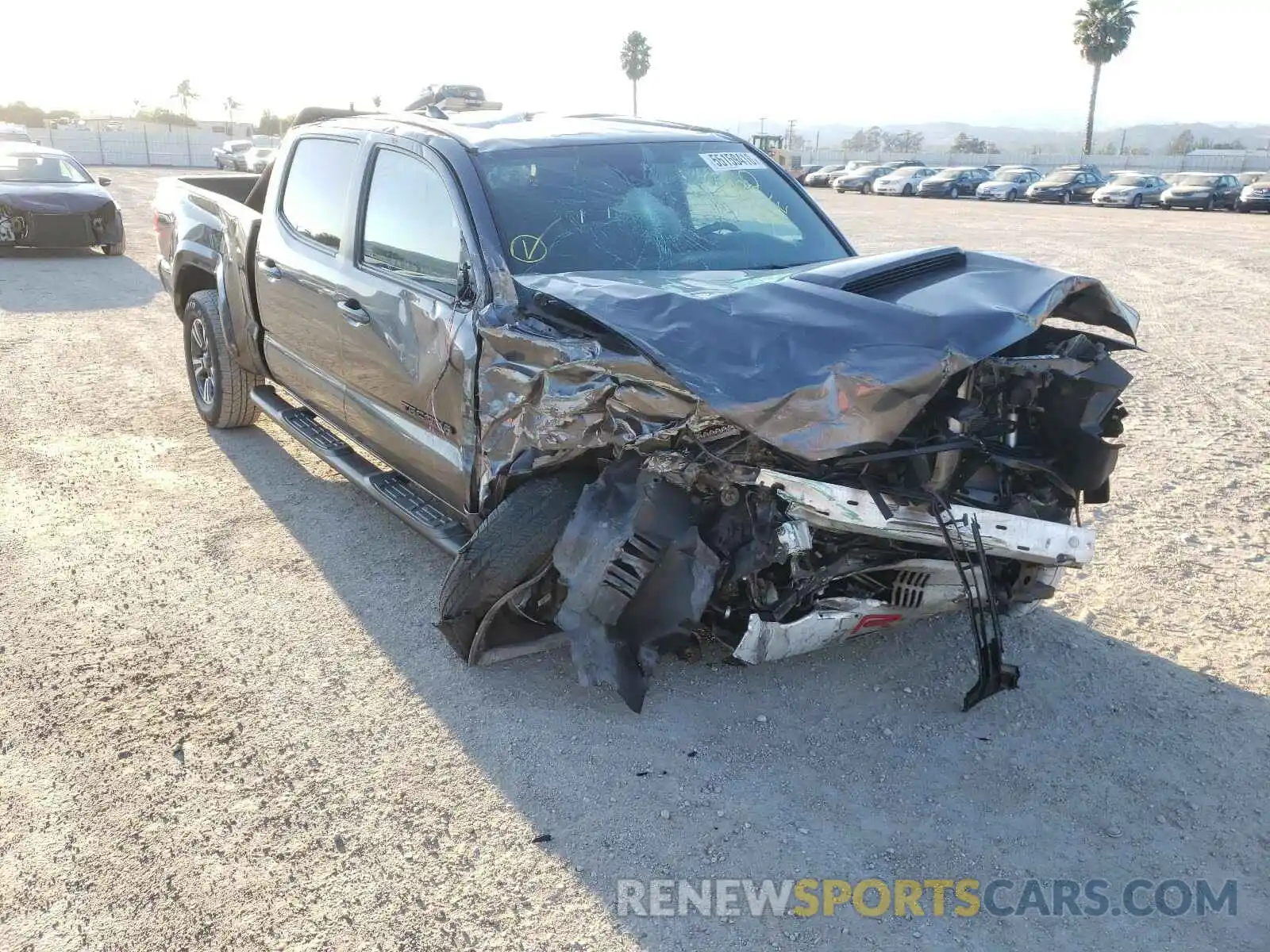 1 Photograph of a damaged car 3TMDZ5BN5KM066783 TOYOTA TACOMA 2019