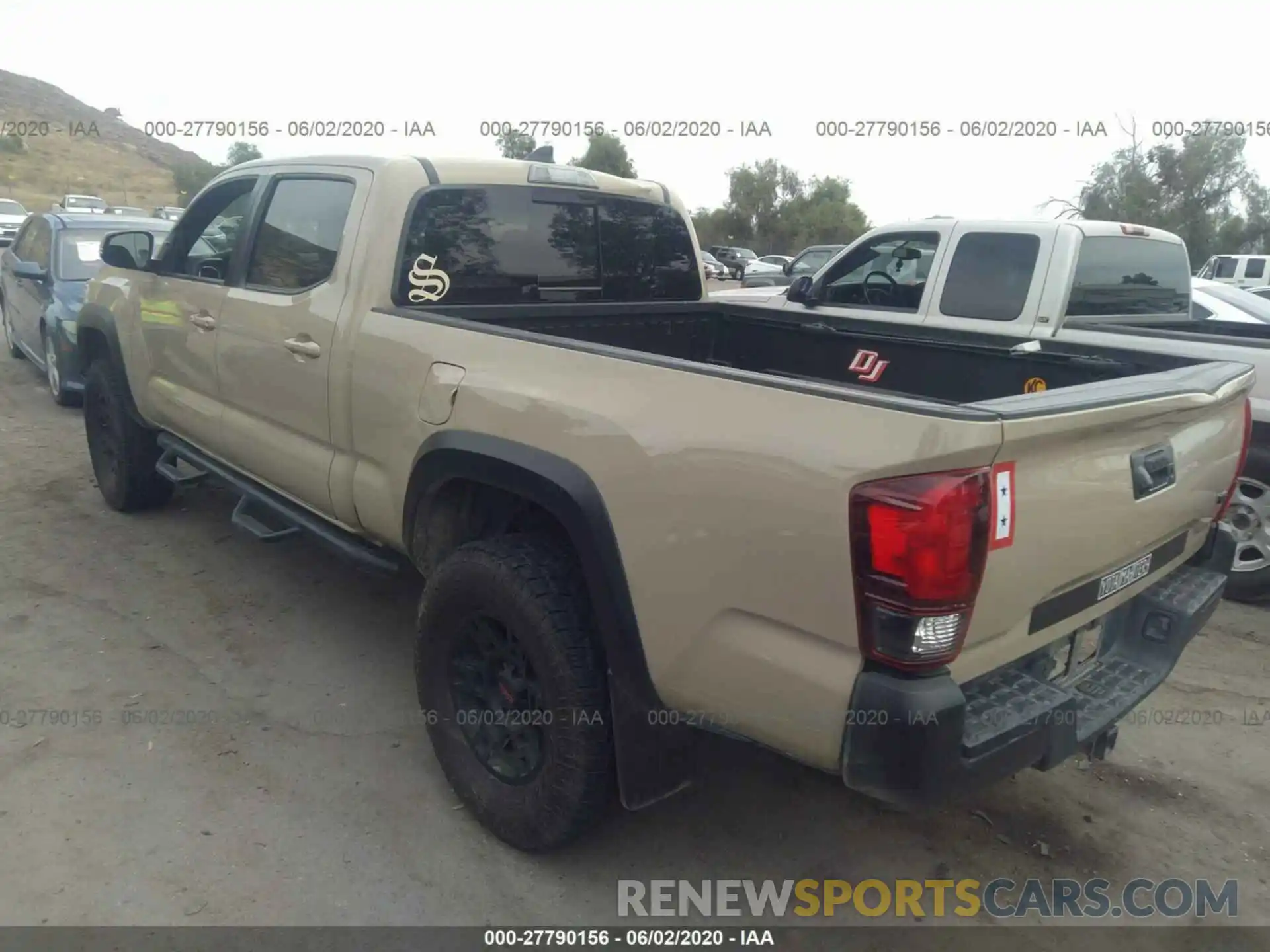 3 Photograph of a damaged car 3TMDZ5BN5KM070784 TOYOTA TACOMA 2019