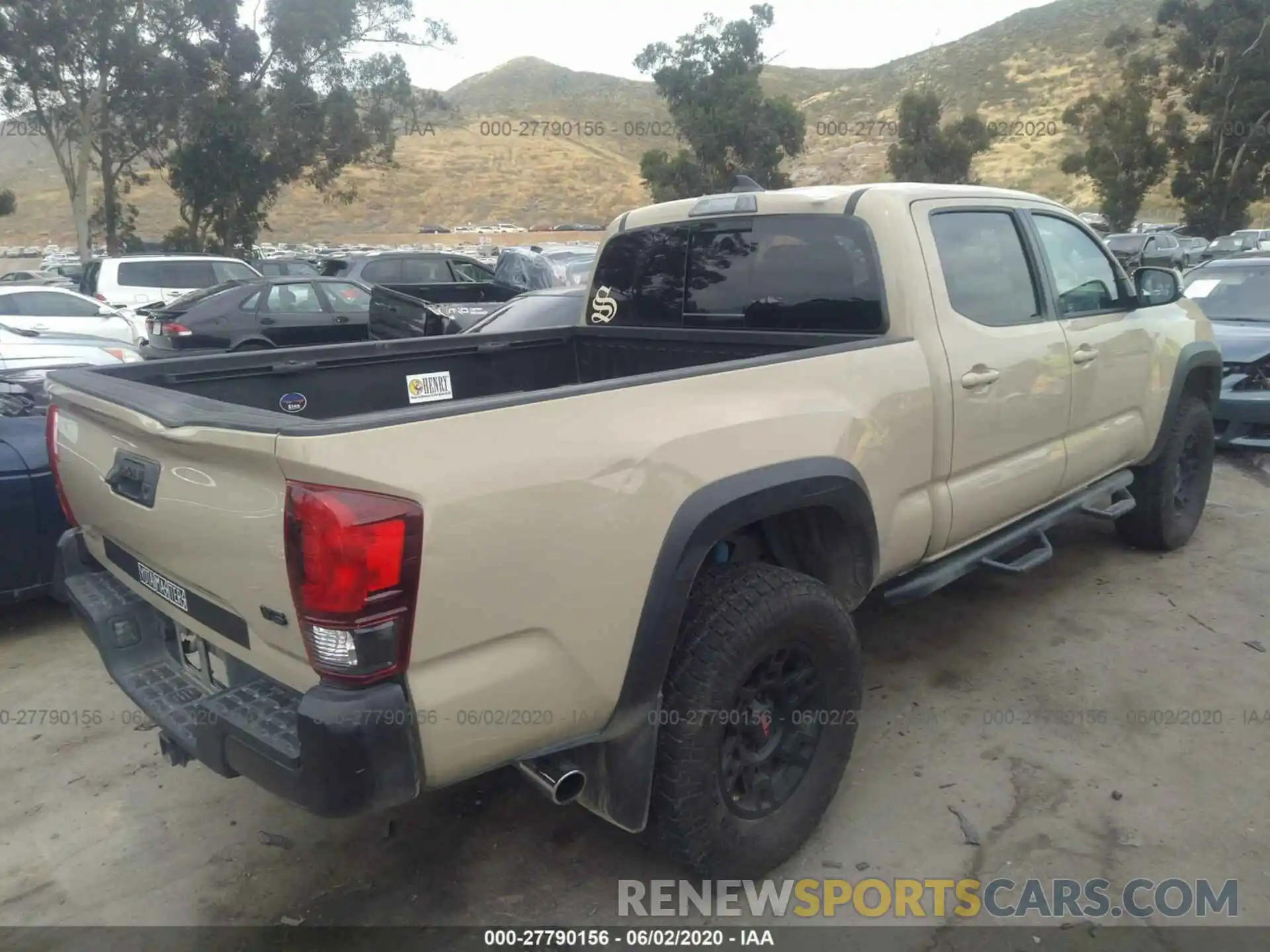 4 Photograph of a damaged car 3TMDZ5BN5KM070784 TOYOTA TACOMA 2019