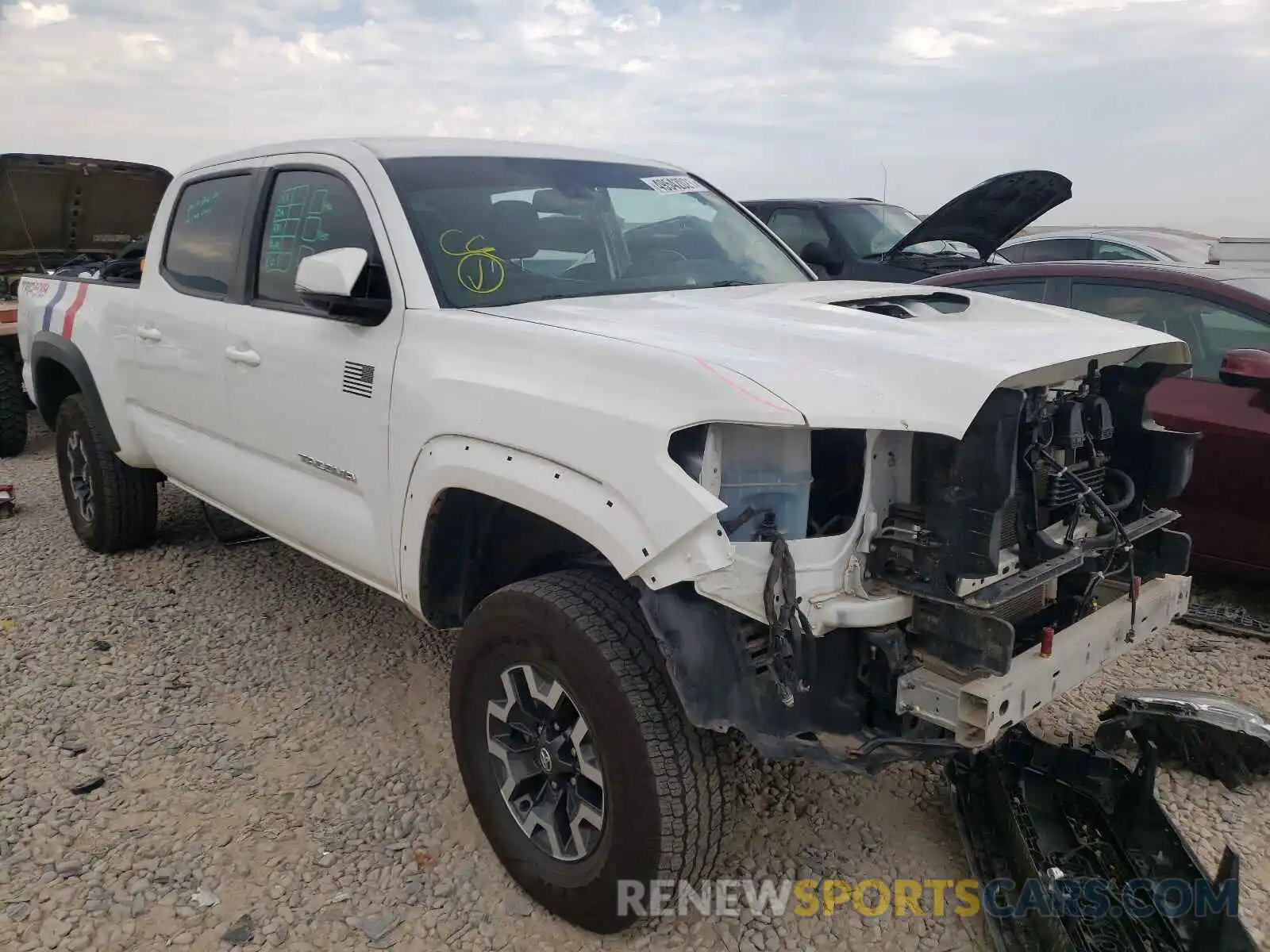 1 Photograph of a damaged car 3TMDZ5BN6KM057204 TOYOTA TACOMA 2019