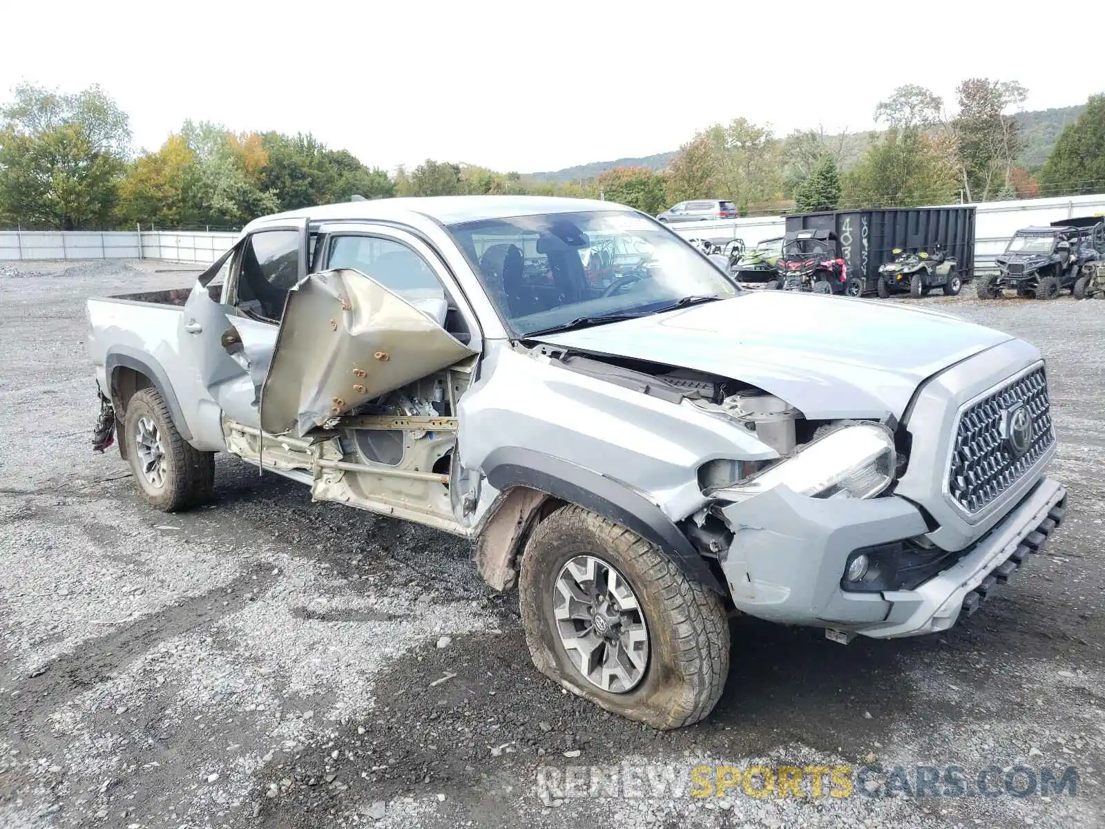 1 Фотография поврежденного автомобиля 3TMDZ5BN6KM059437 TOYOTA TACOMA 2019