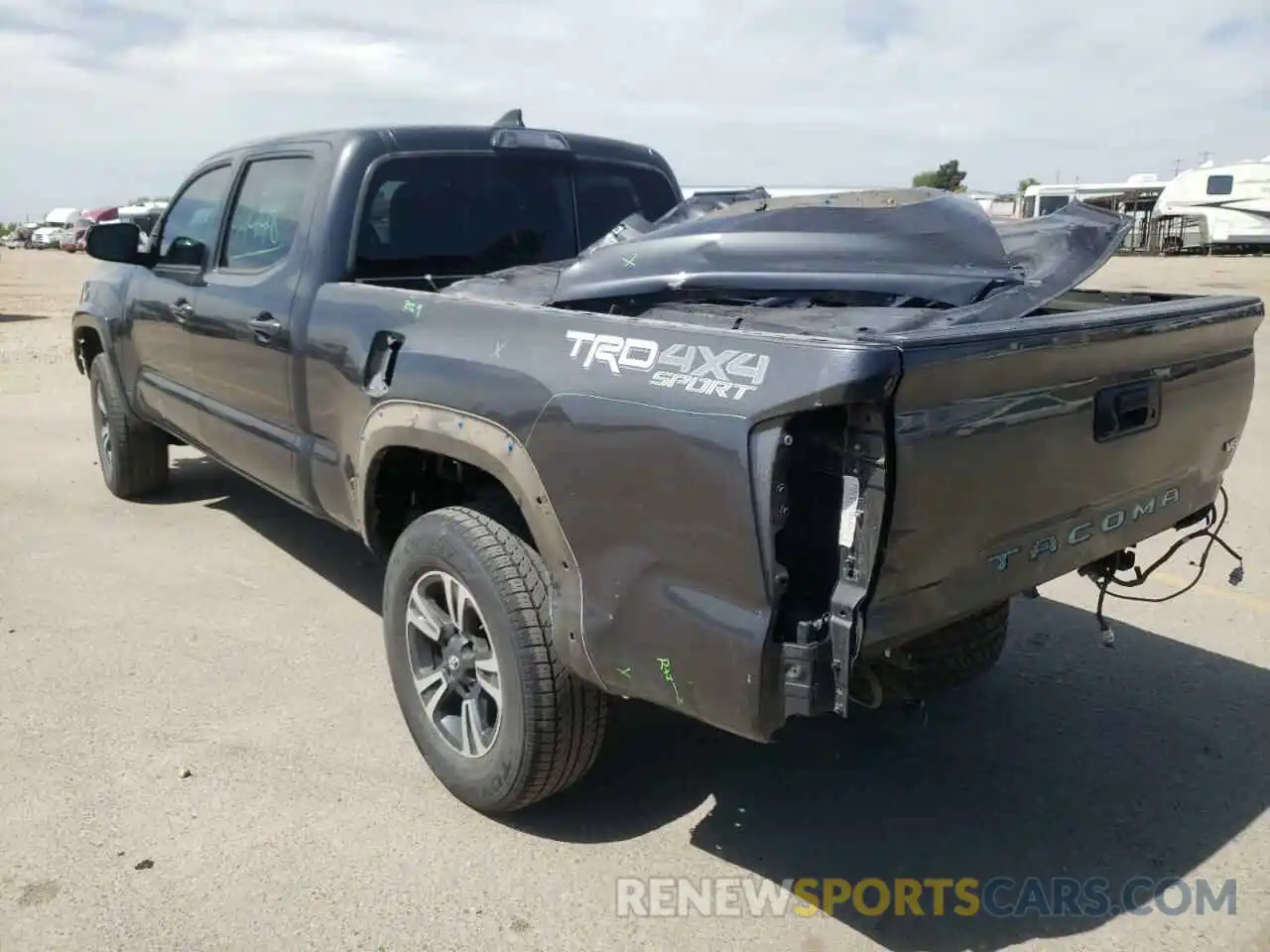 3 Photograph of a damaged car 3TMDZ5BN6KM060037 TOYOTA TACOMA 2019