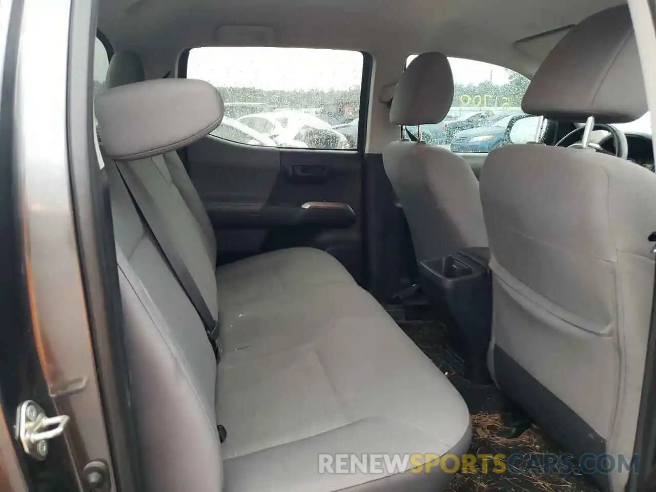 6 Photograph of a damaged car 3TMDZ5BN6KM068364 TOYOTA TACOMA 2019